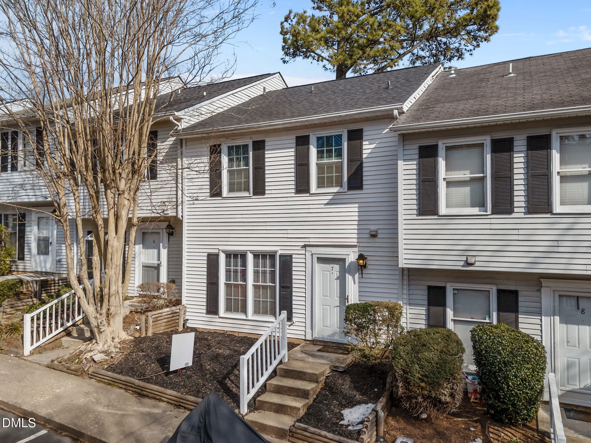 7 Durbin Place Property Photo 2