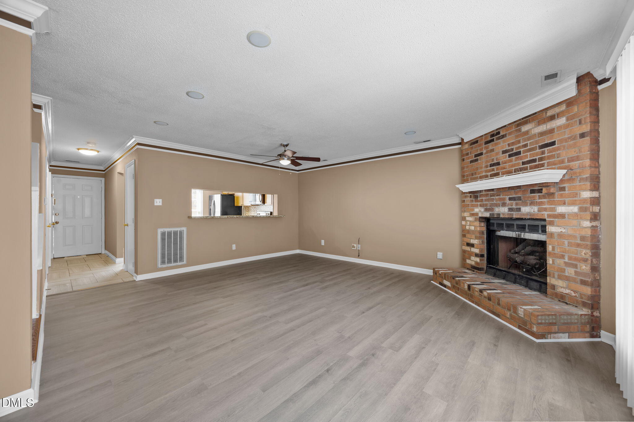 7 Durbin Place Property Photo 4