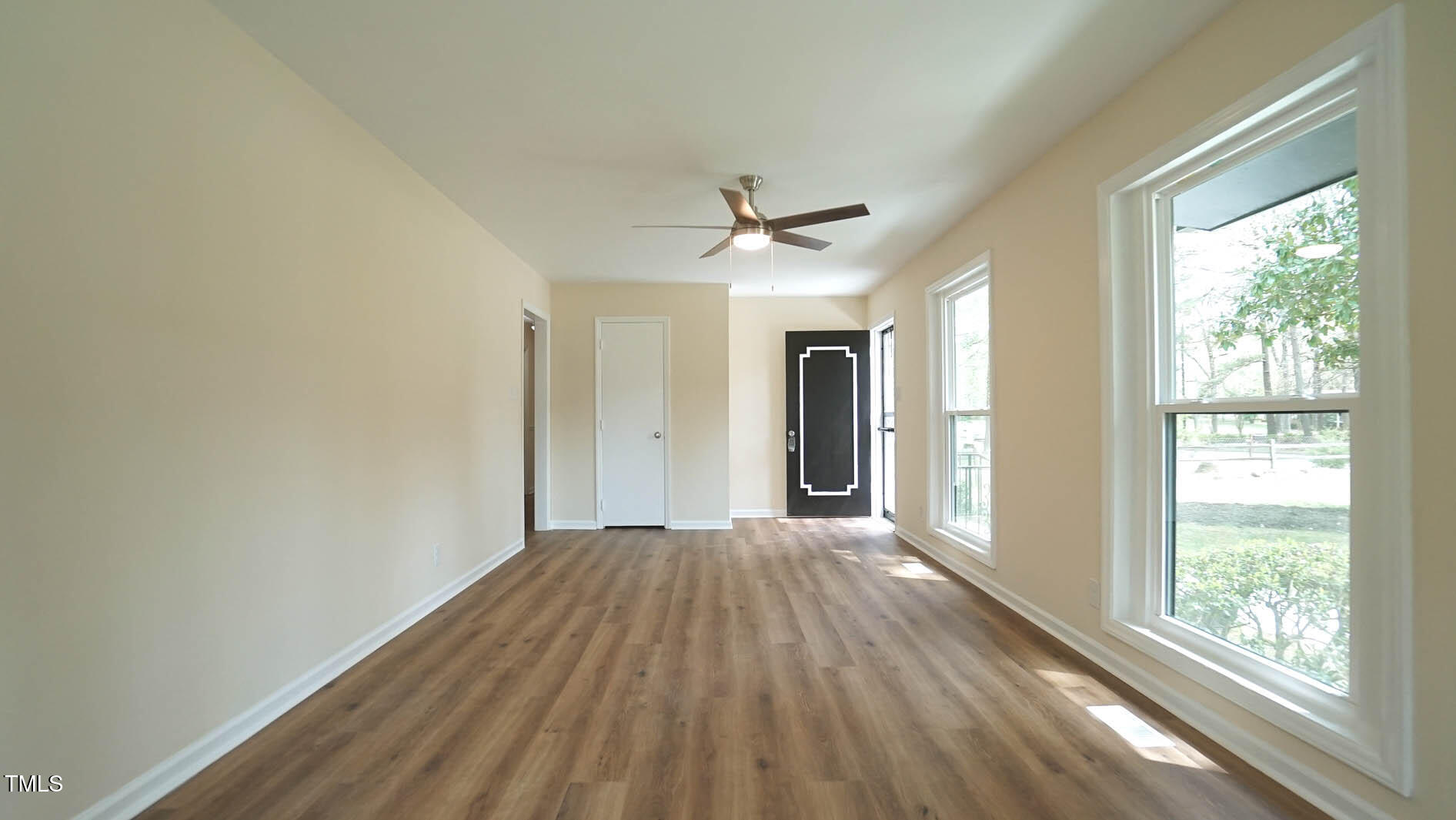 909 Windcrest Road Property Photo 17