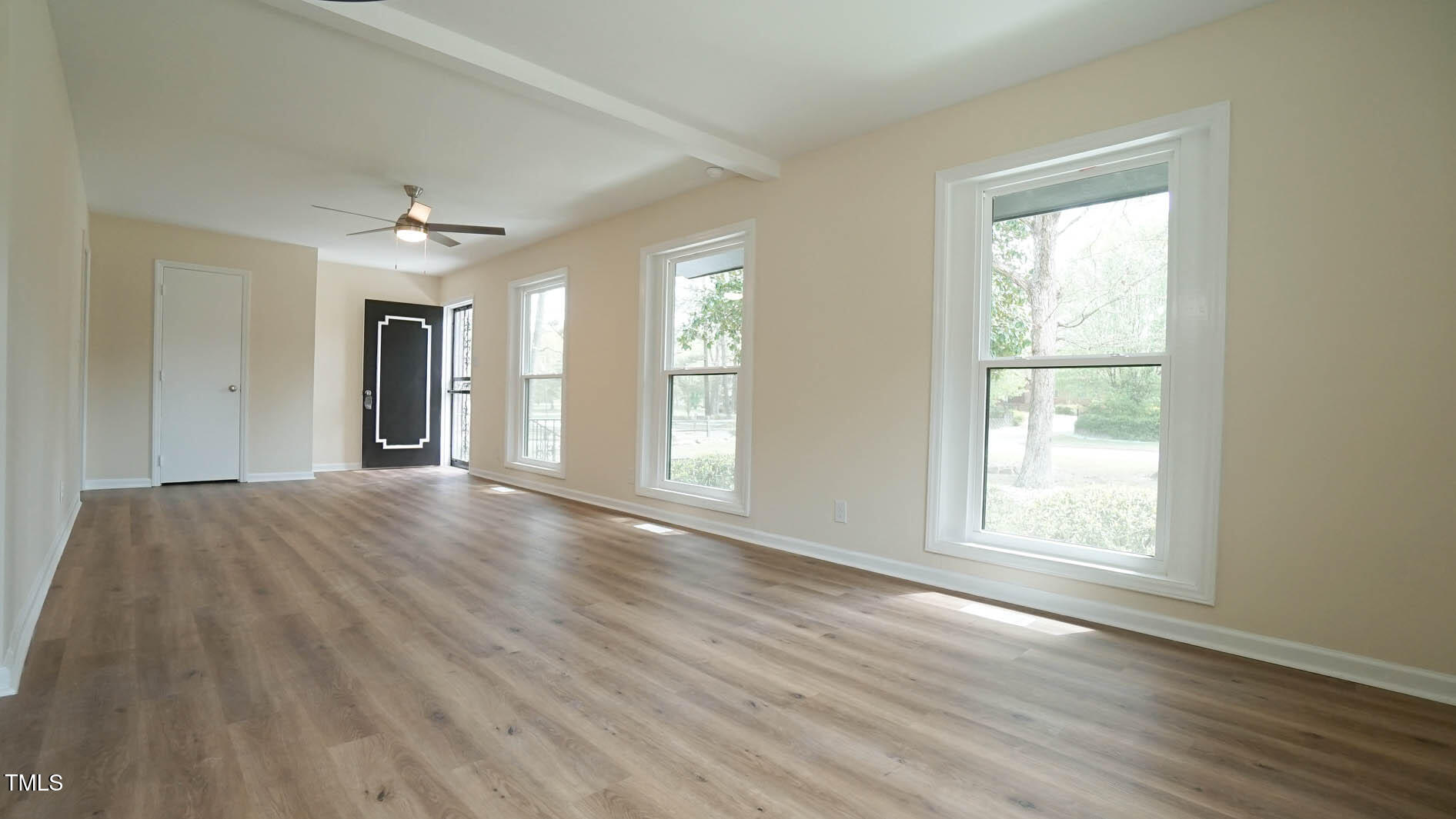 909 Windcrest Road Property Photo 20