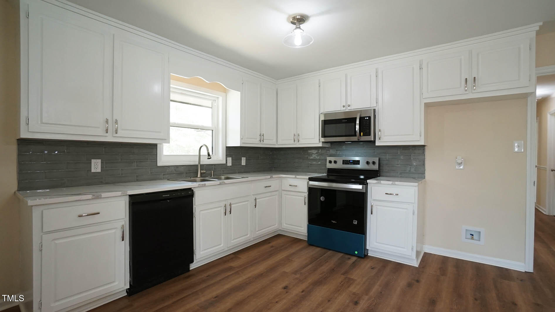 909 Windcrest Road Property Photo 31