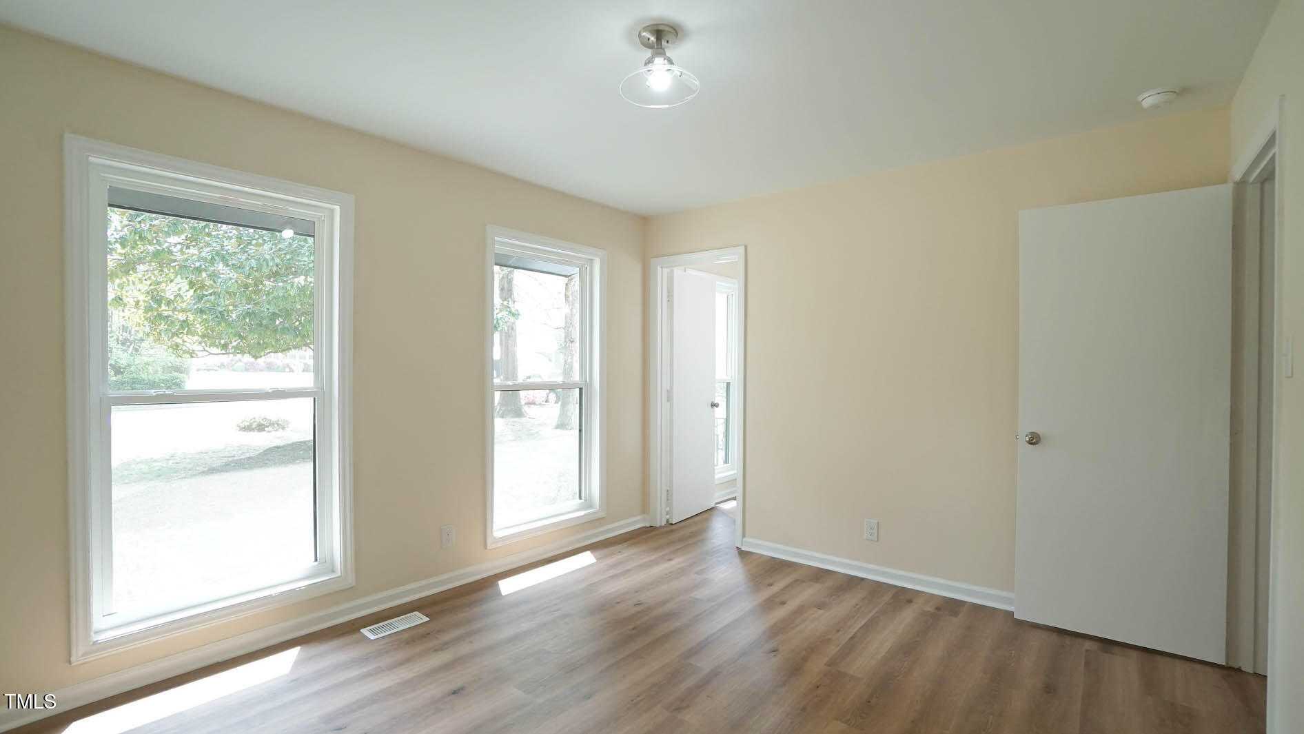 909 Windcrest Road Property Photo 41