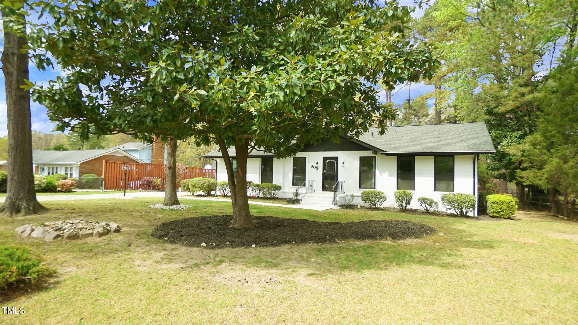 909 Windcrest Road Property Photo 54