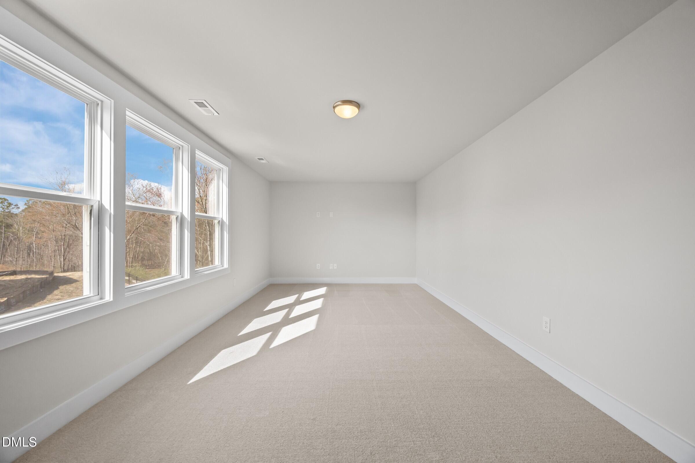 817 Central Pk Drive Property Photo 27