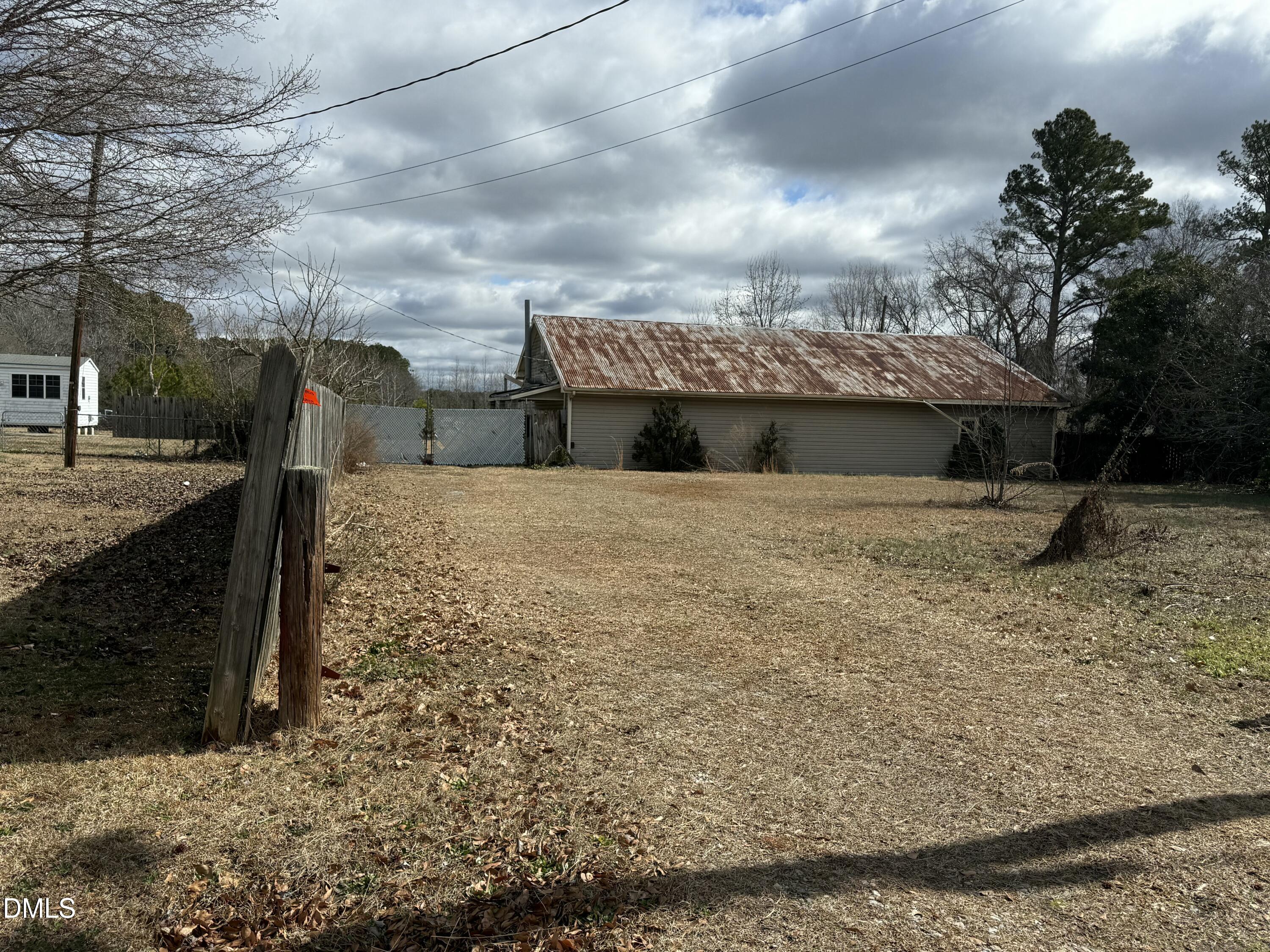 747 Raiford Road Property Photo 3