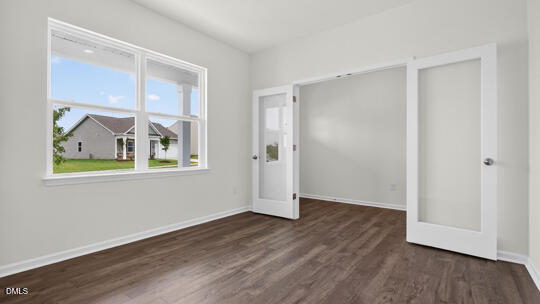 229 Honeydew Drive Property Photo 6