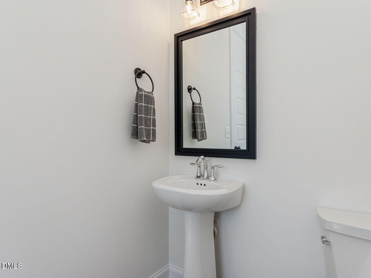 6036 Scalybark Road Property Photo 7