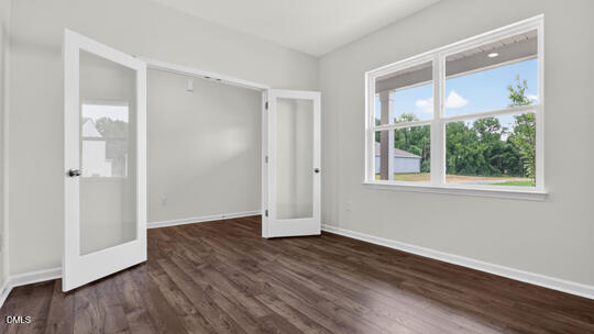 256 Honeydew Drive Property Photo 6