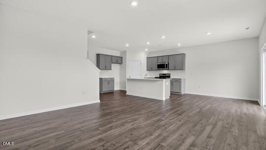 256 Honeydew Drive Property Photo 15