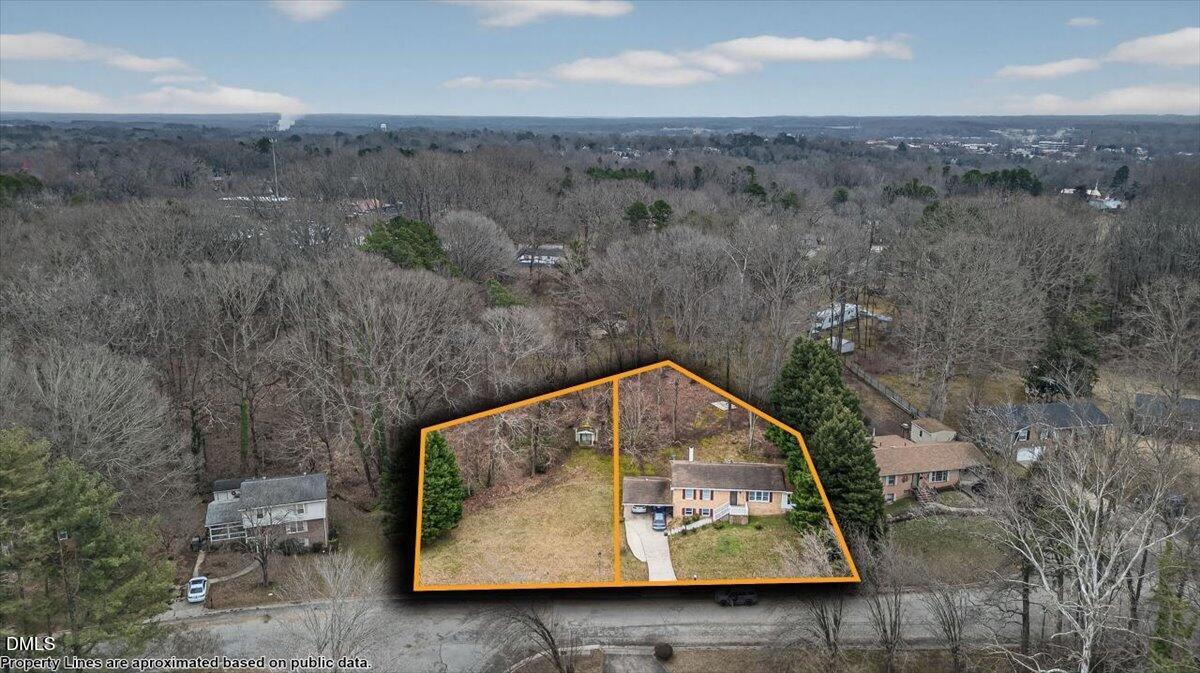 617 Greenway Drive Property Photo 2