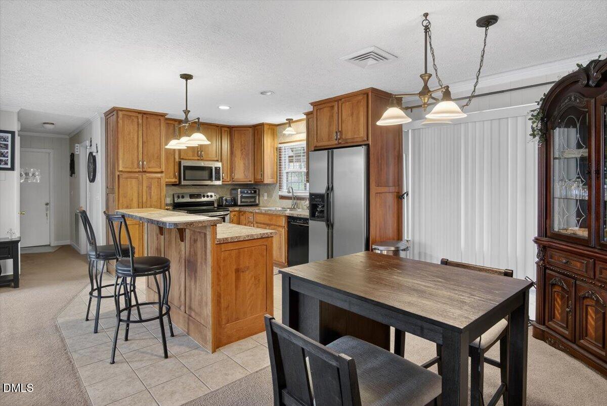 617 Greenway Drive Property Photo 4