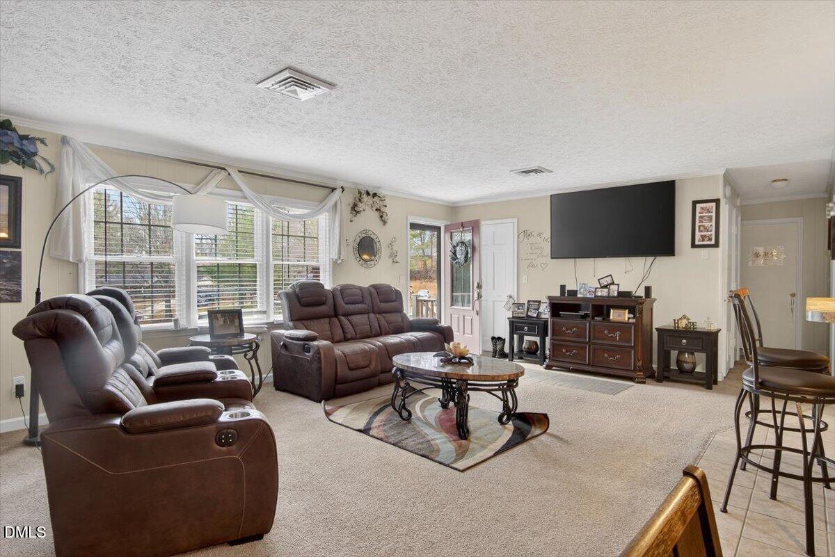 617 Greenway Drive Property Photo 5