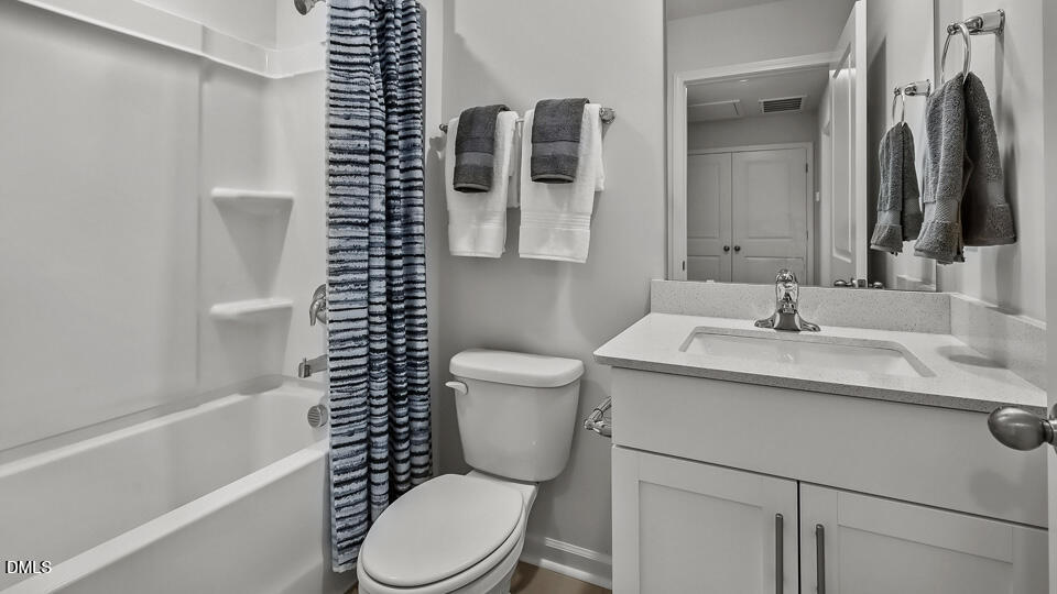 360 Freestall Drive Property Photo 28
