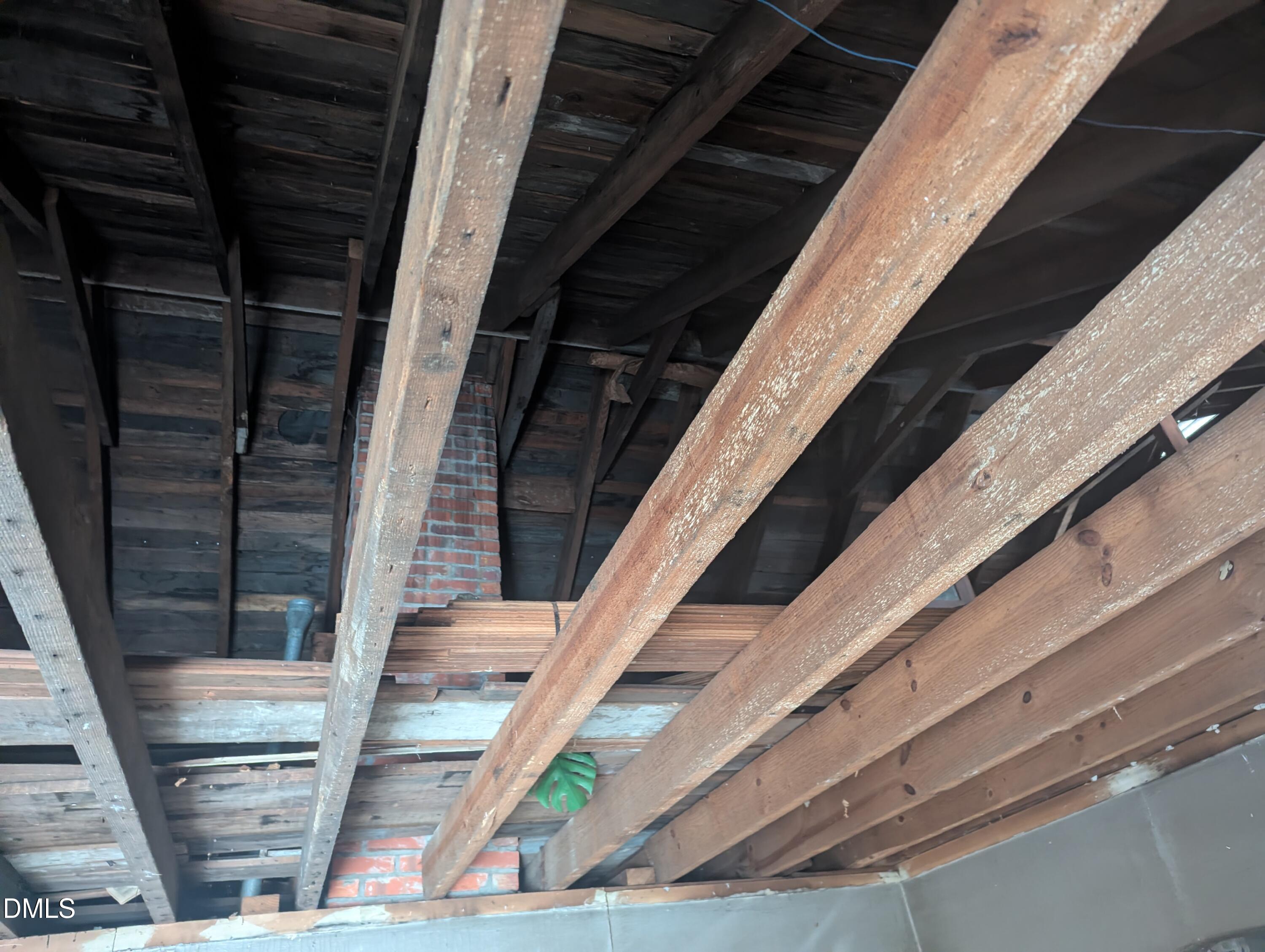 112 N Secrest Street Property Photo 19