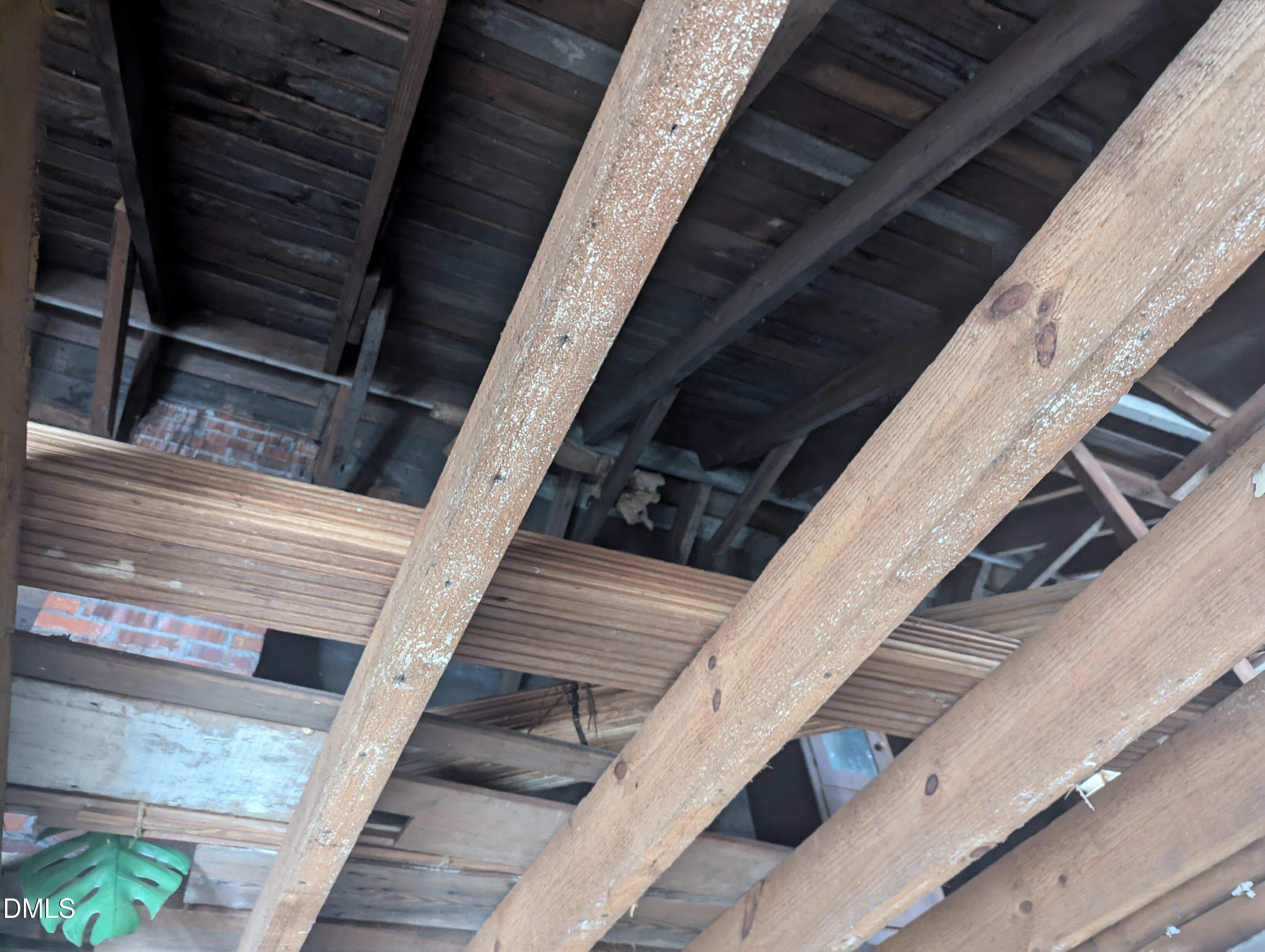 112 N Secrest Street Property Photo 21