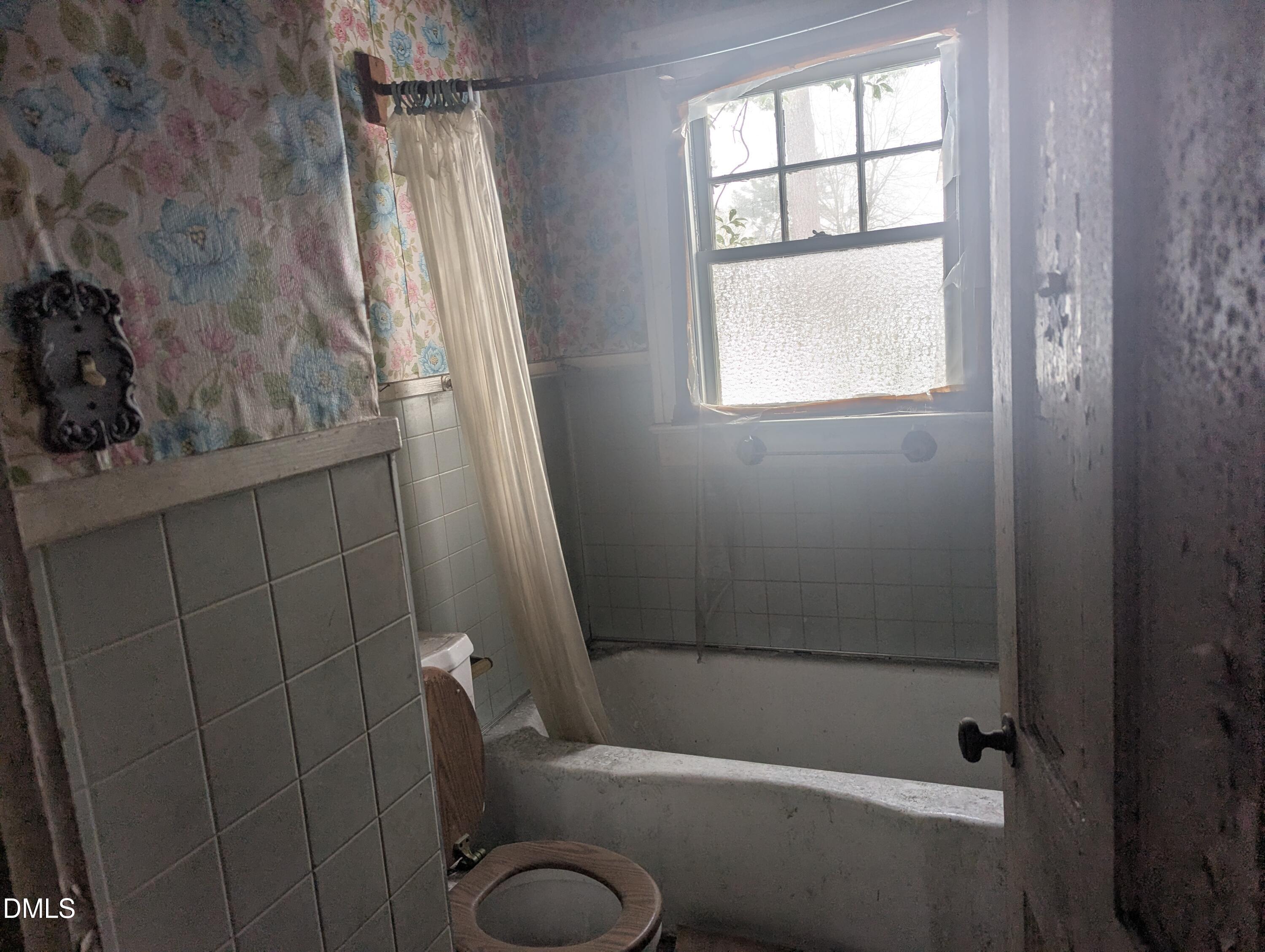 112 N Secrest Street Property Photo 30