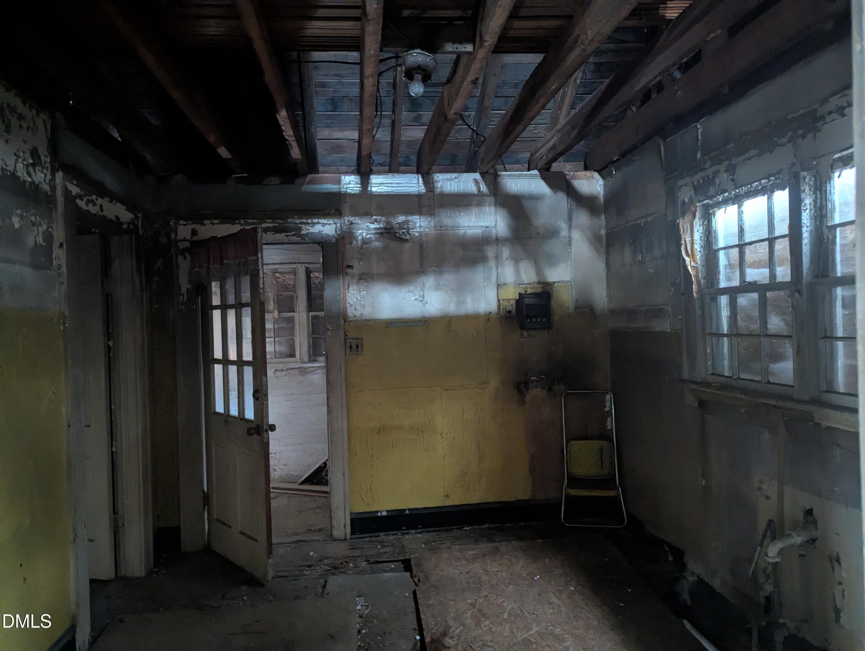 112 N Secrest Street Property Photo 41