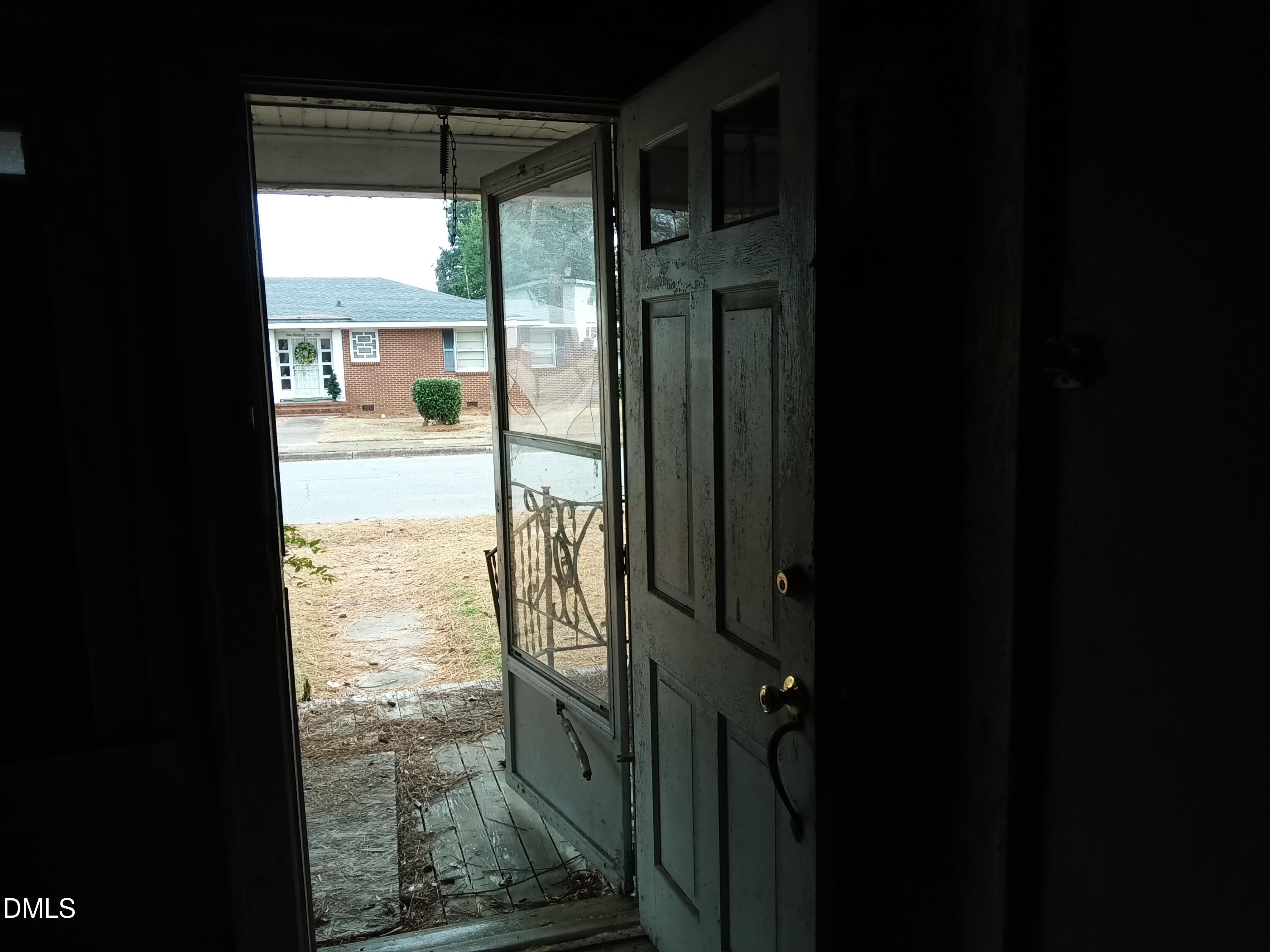 112 N Secrest Street Property Photo 44