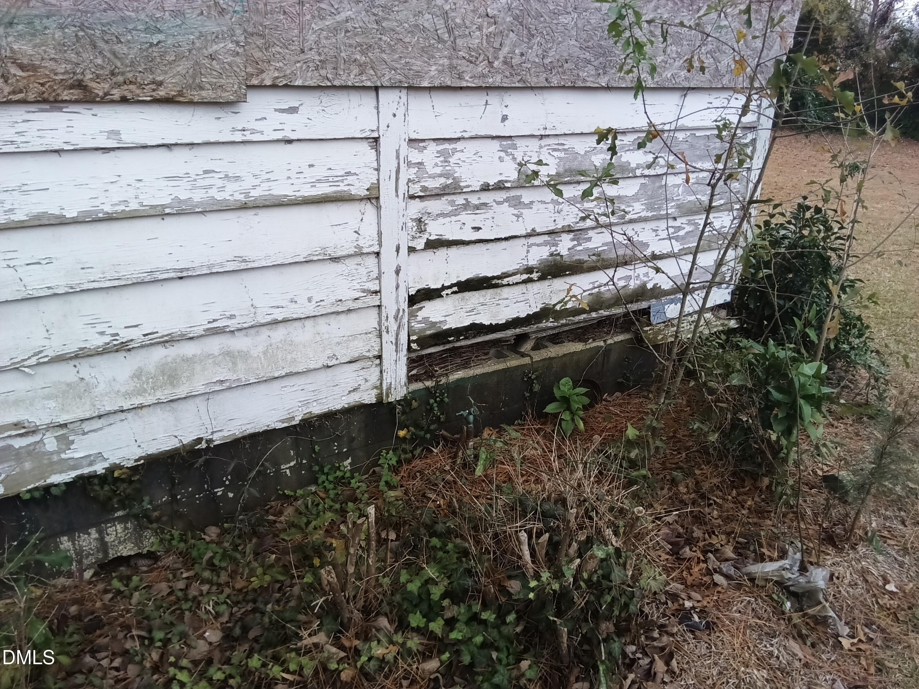 112 N Secrest Street Property Photo 51