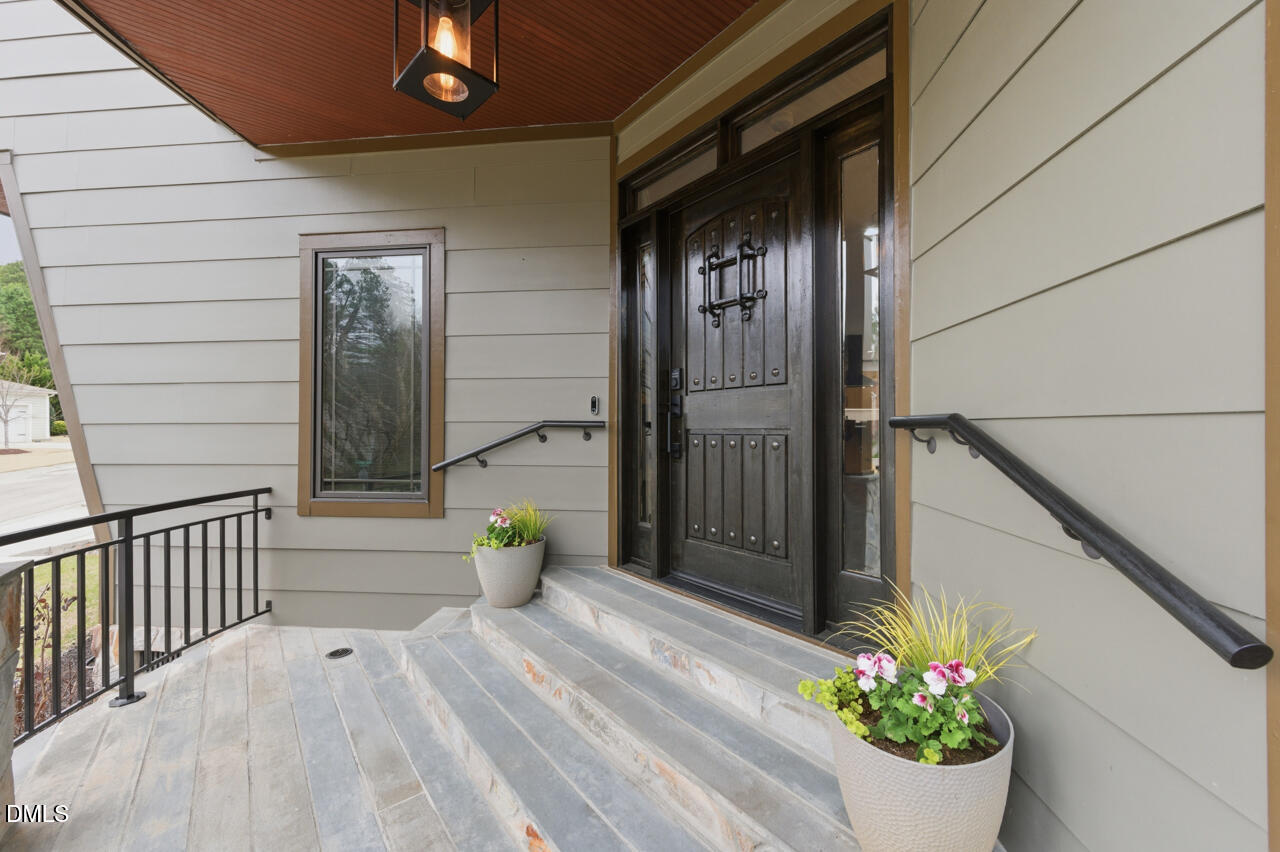 3315 Denada Path Property Photo 3