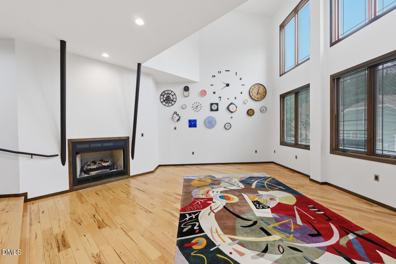 3315 Denada Path Property Photo 8