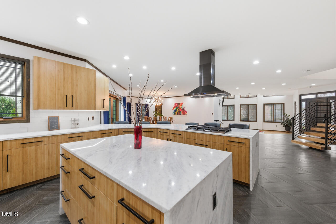3315 Denada Path Property Photo 12