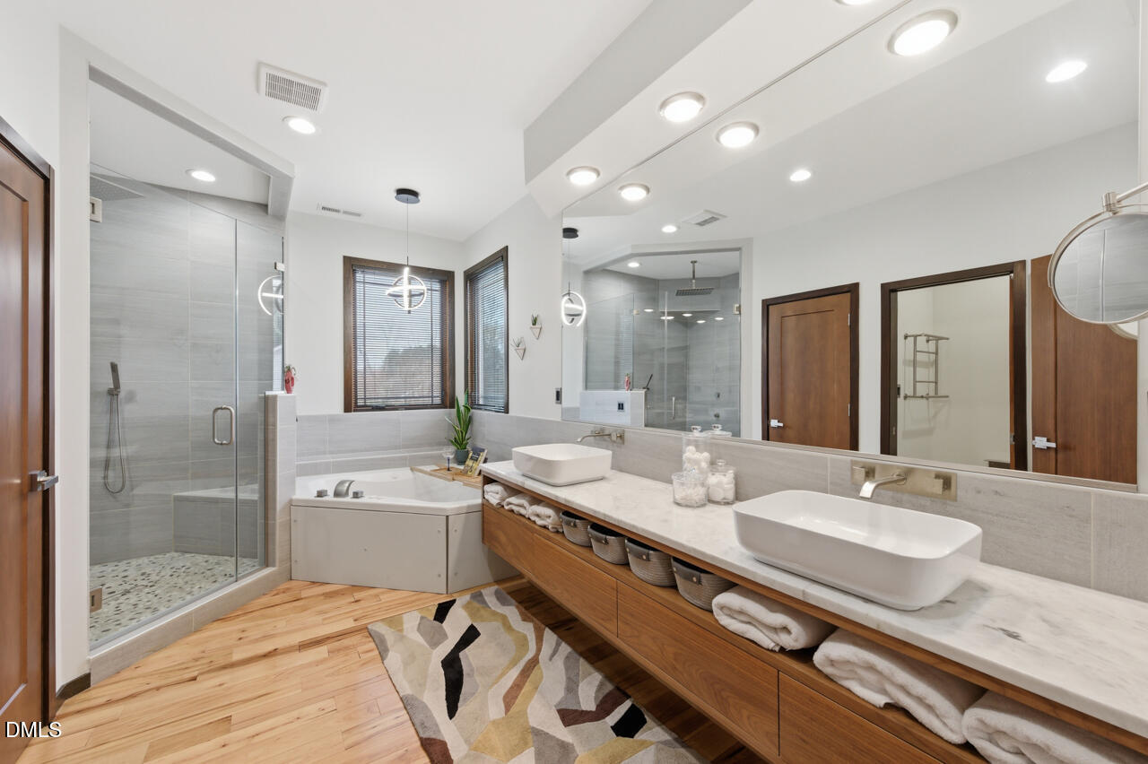 3315 Denada Path Property Photo 45