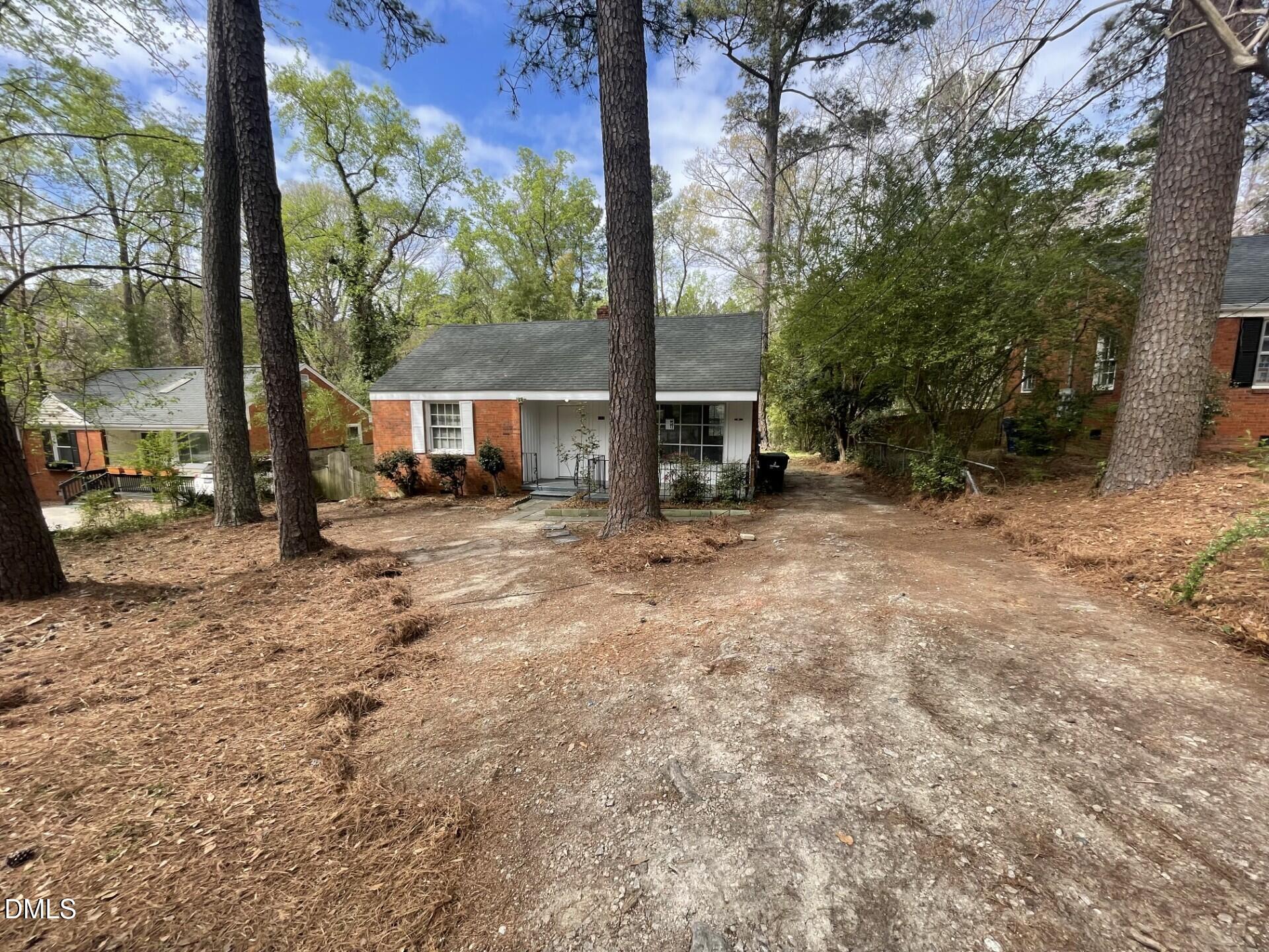 322 Angier Avenue Property Photo 1