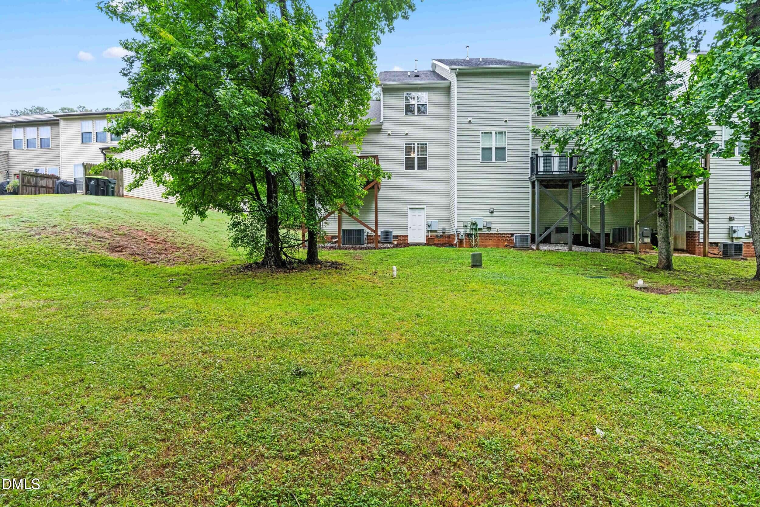 112 River Dell Townes Avenue Property Photo 6