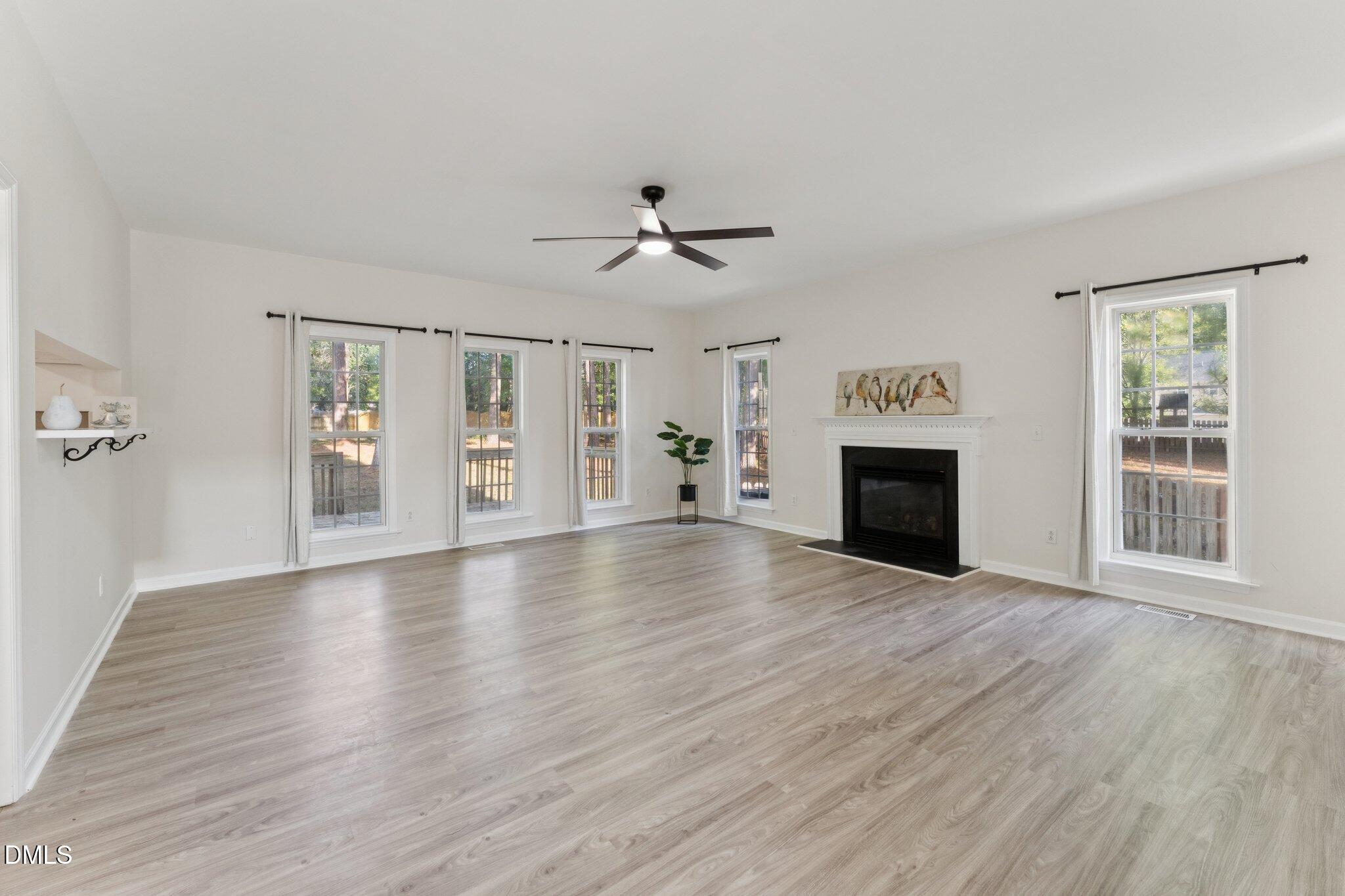 7 Guilder Cove Property Photo 12