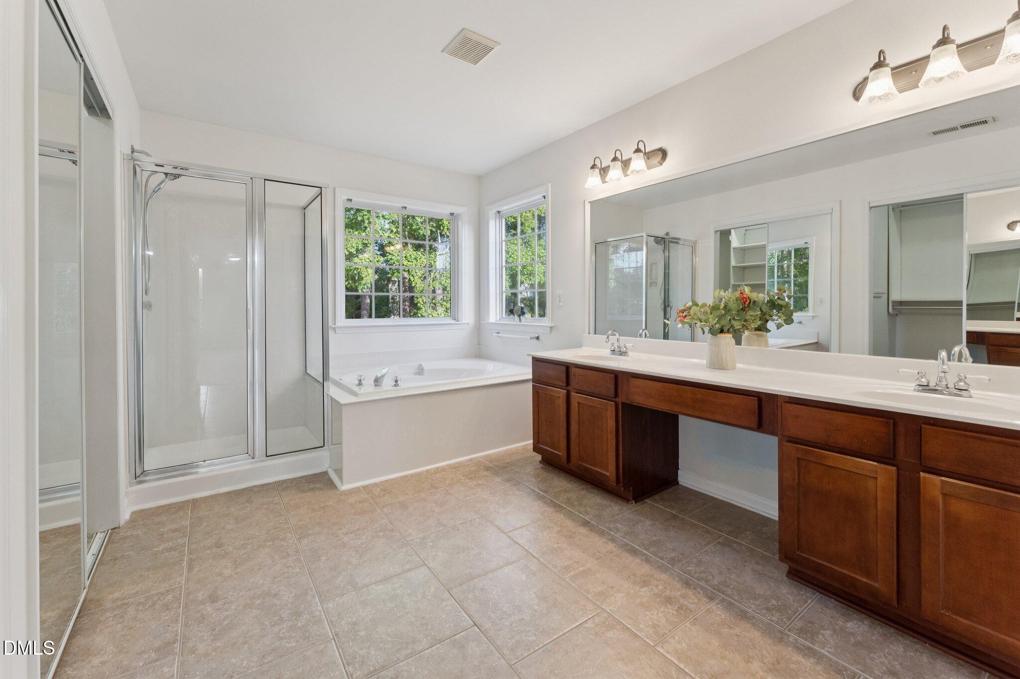 7 Guilder Cove Property Photo 19