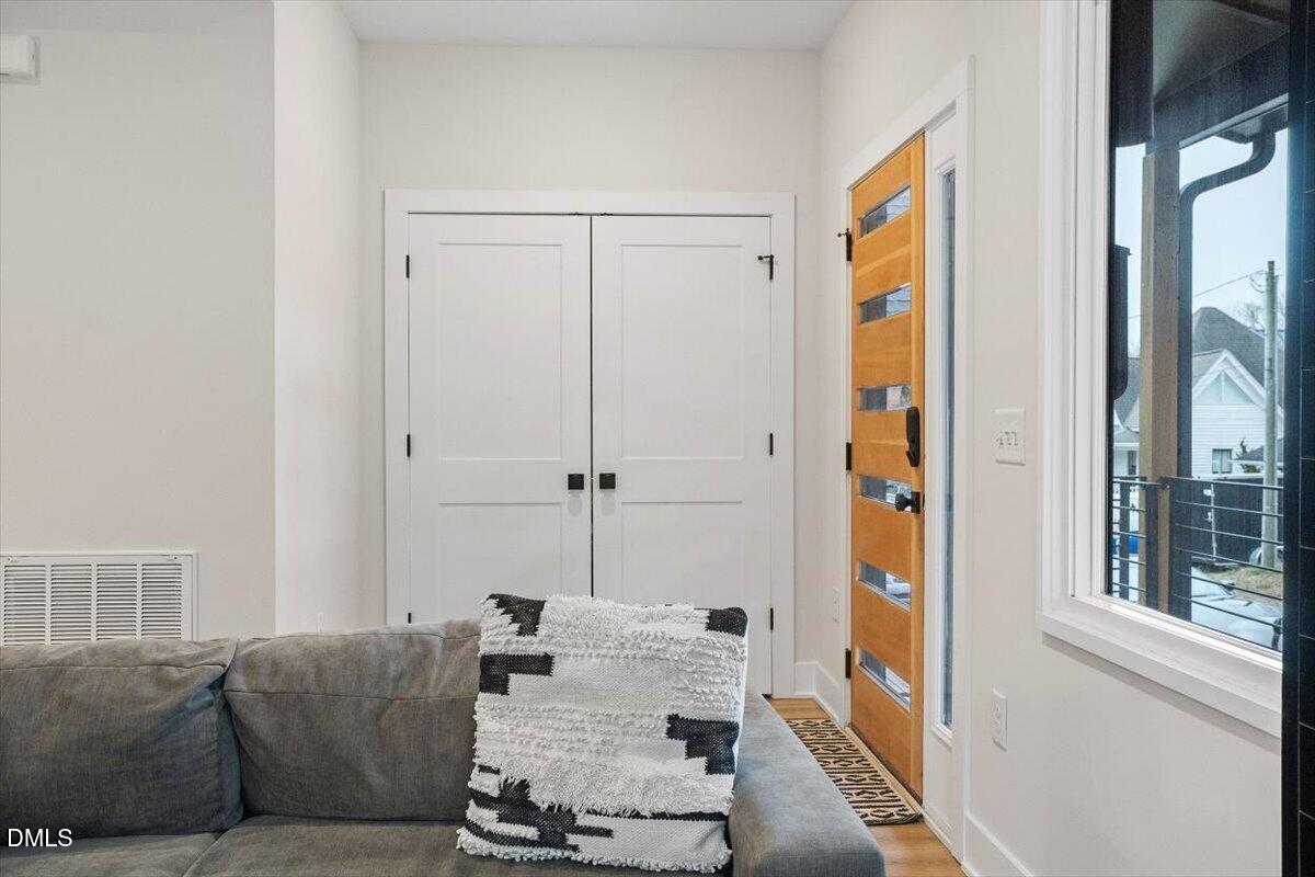 413 Watson Street Property Photo 9
