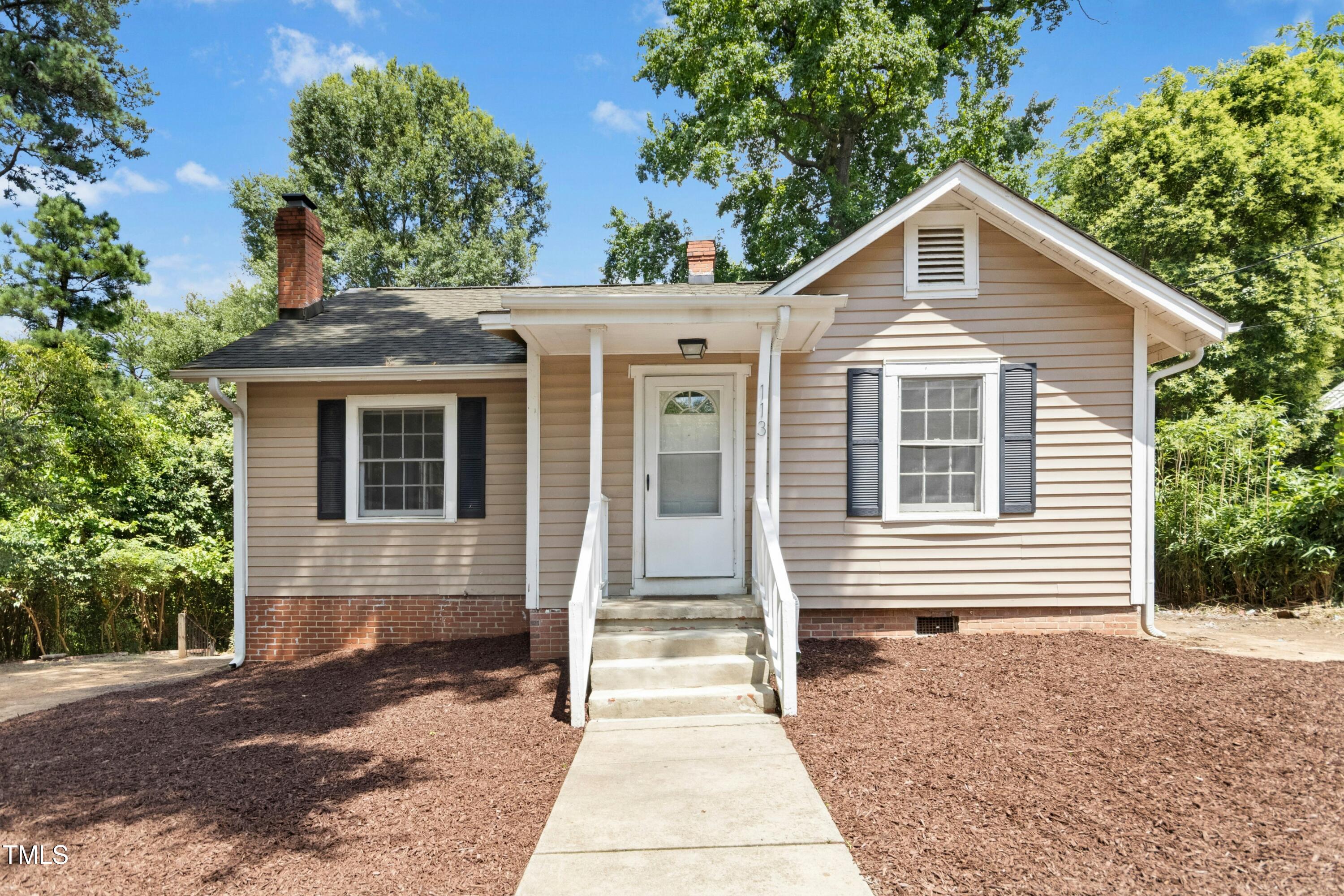 113 Herbert Street Property Photo 1
