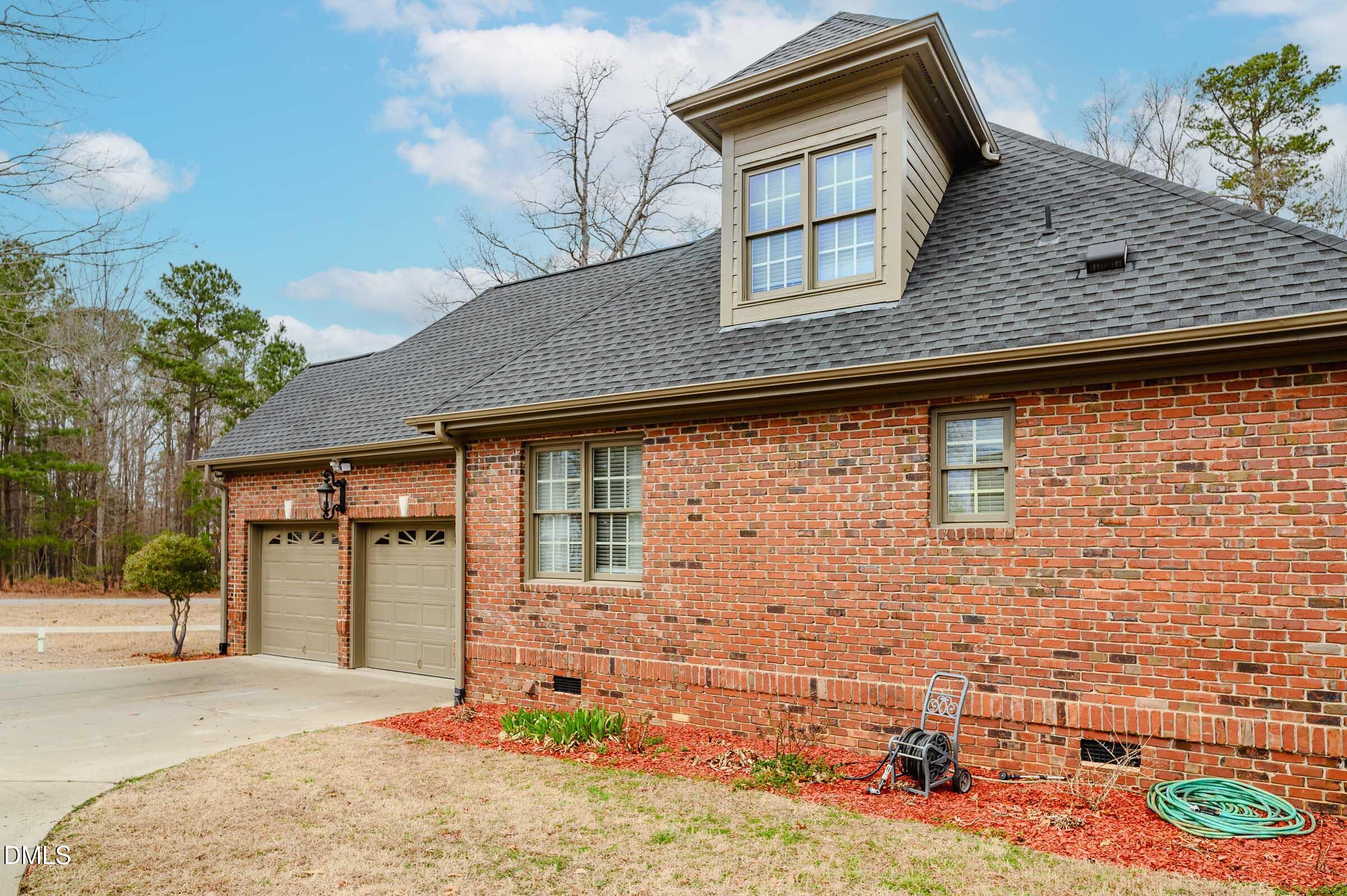 2801 Stonewalk Court Property Photo 6