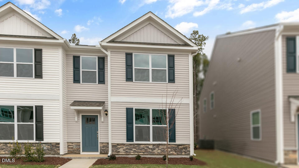904 Sculptor Street Property Photo 1