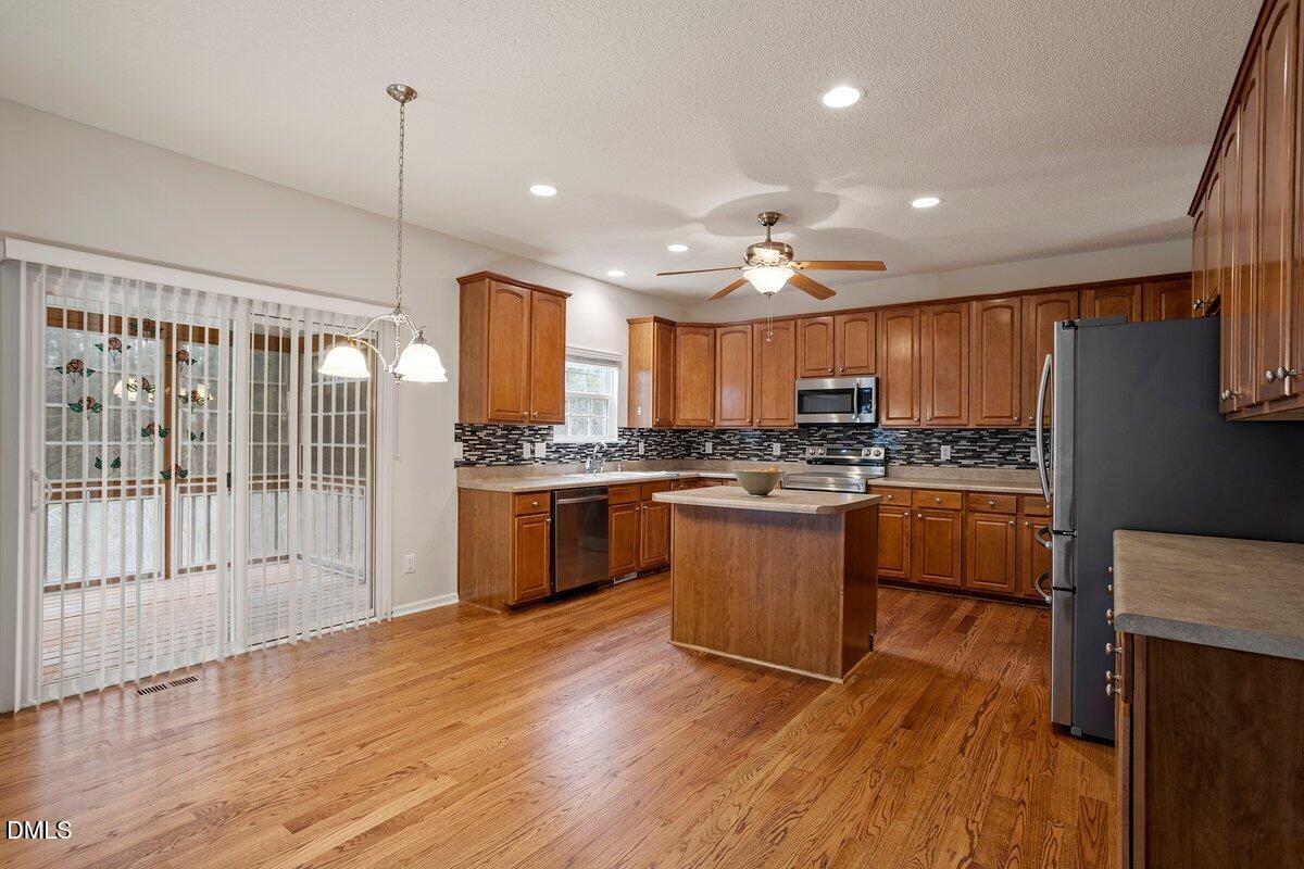 1325 Marbank Street Property Photo 23