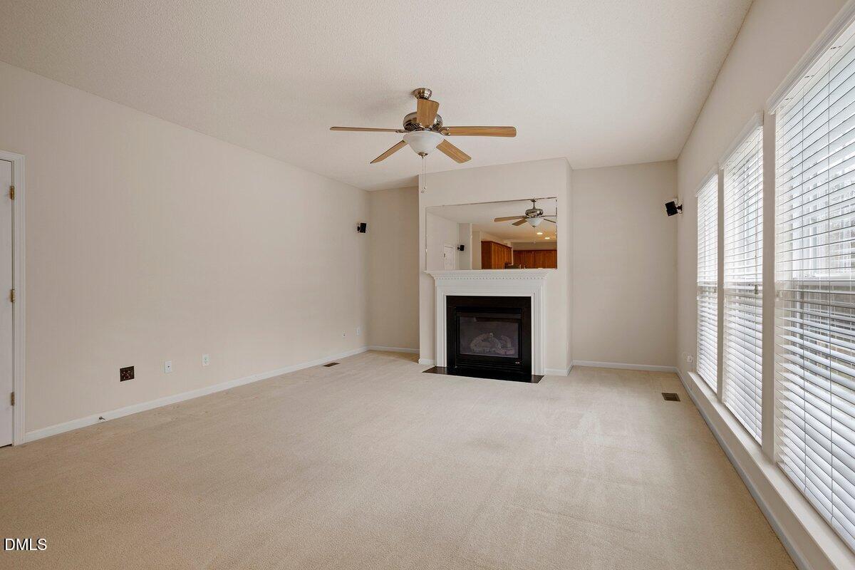 1325 Marbank Street Property Photo 25