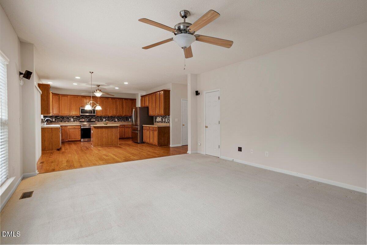 1325 Marbank Street Property Photo 28