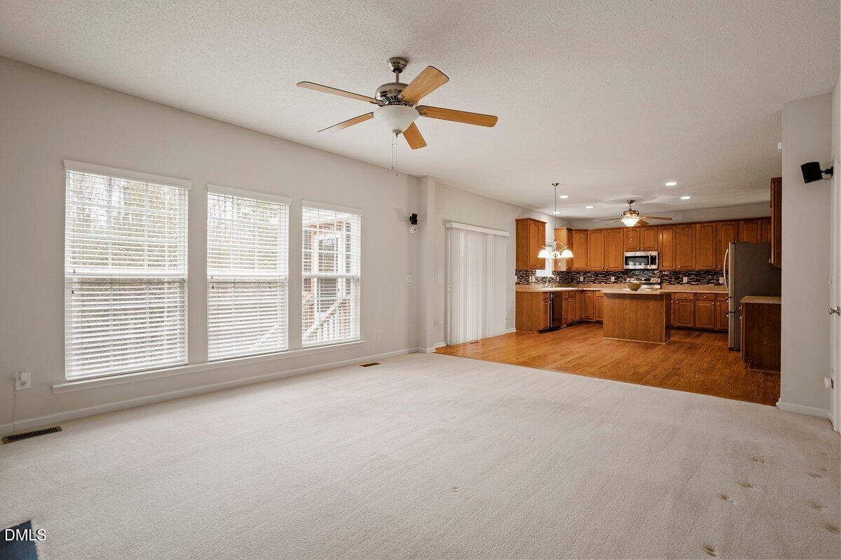 1325 Marbank Street Property Photo 29