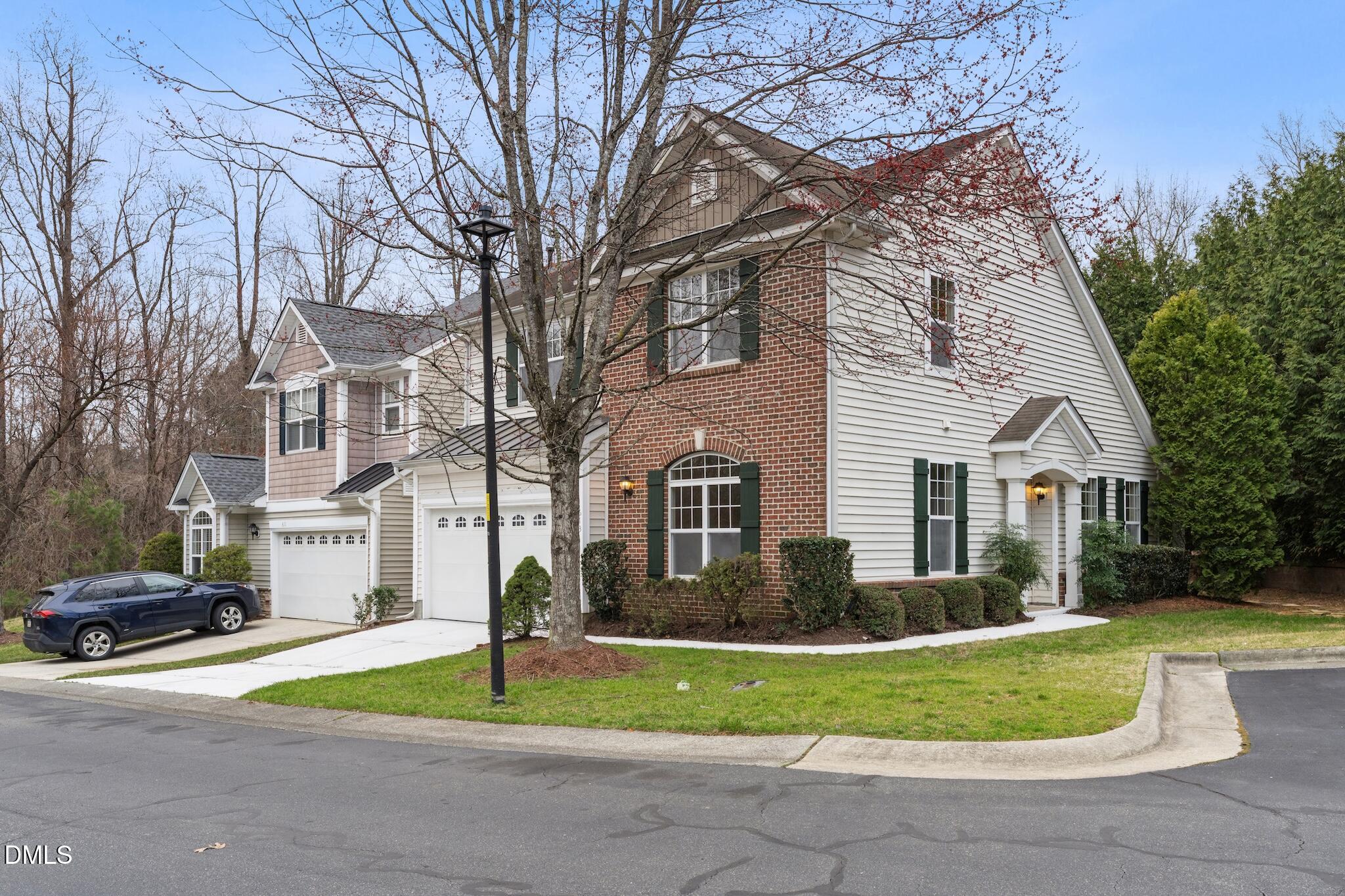 613 Abbey Hall Way Property Photo 2