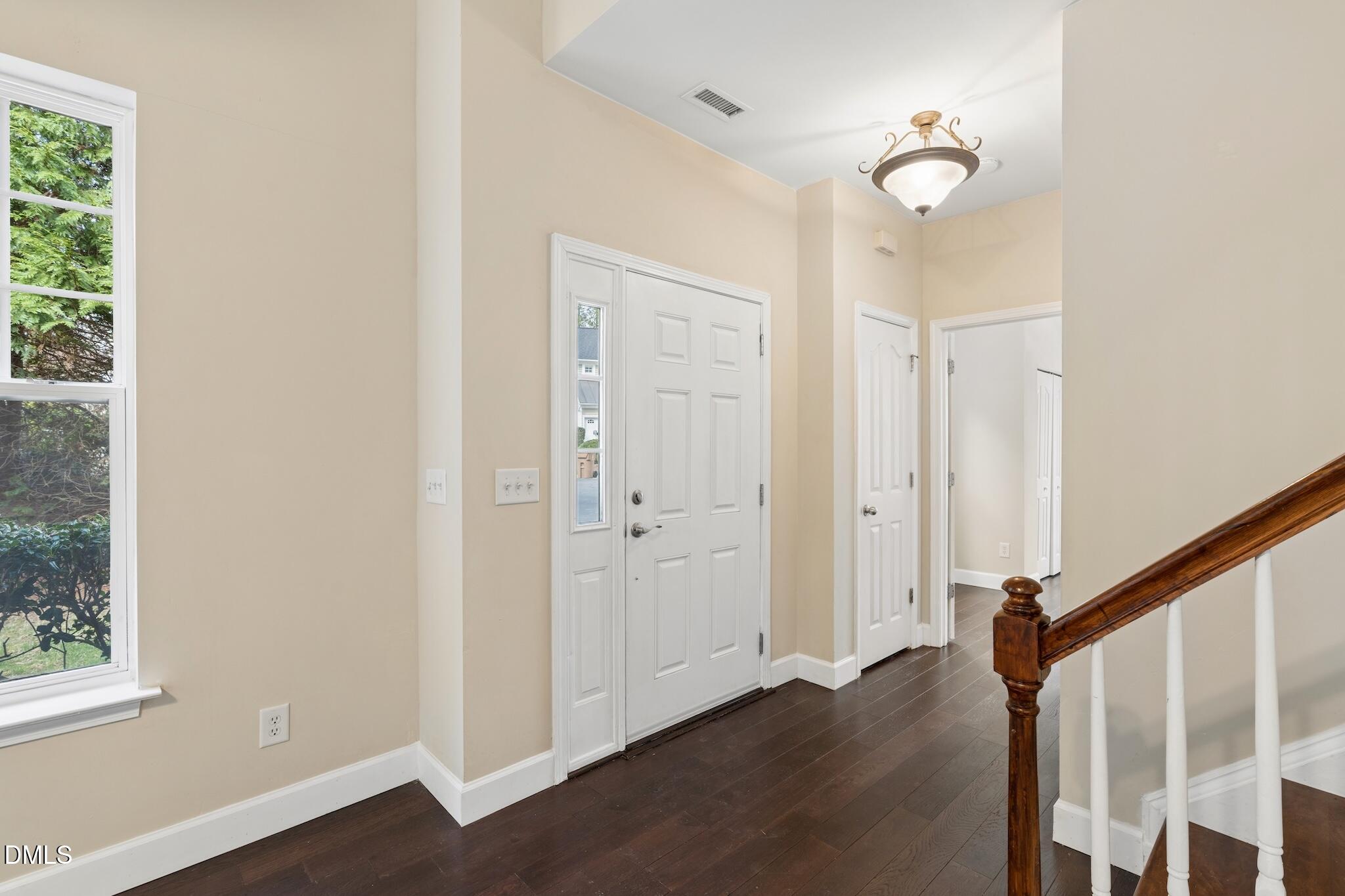 613 Abbey Hall Way Property Photo 4