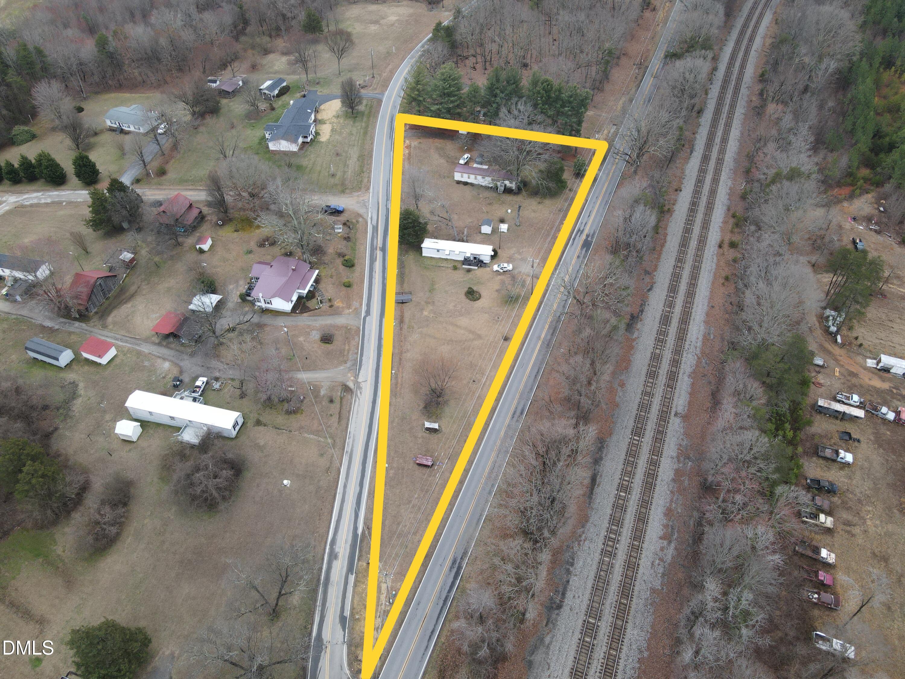 96 Pelham Loop Rd Property Photo 1
