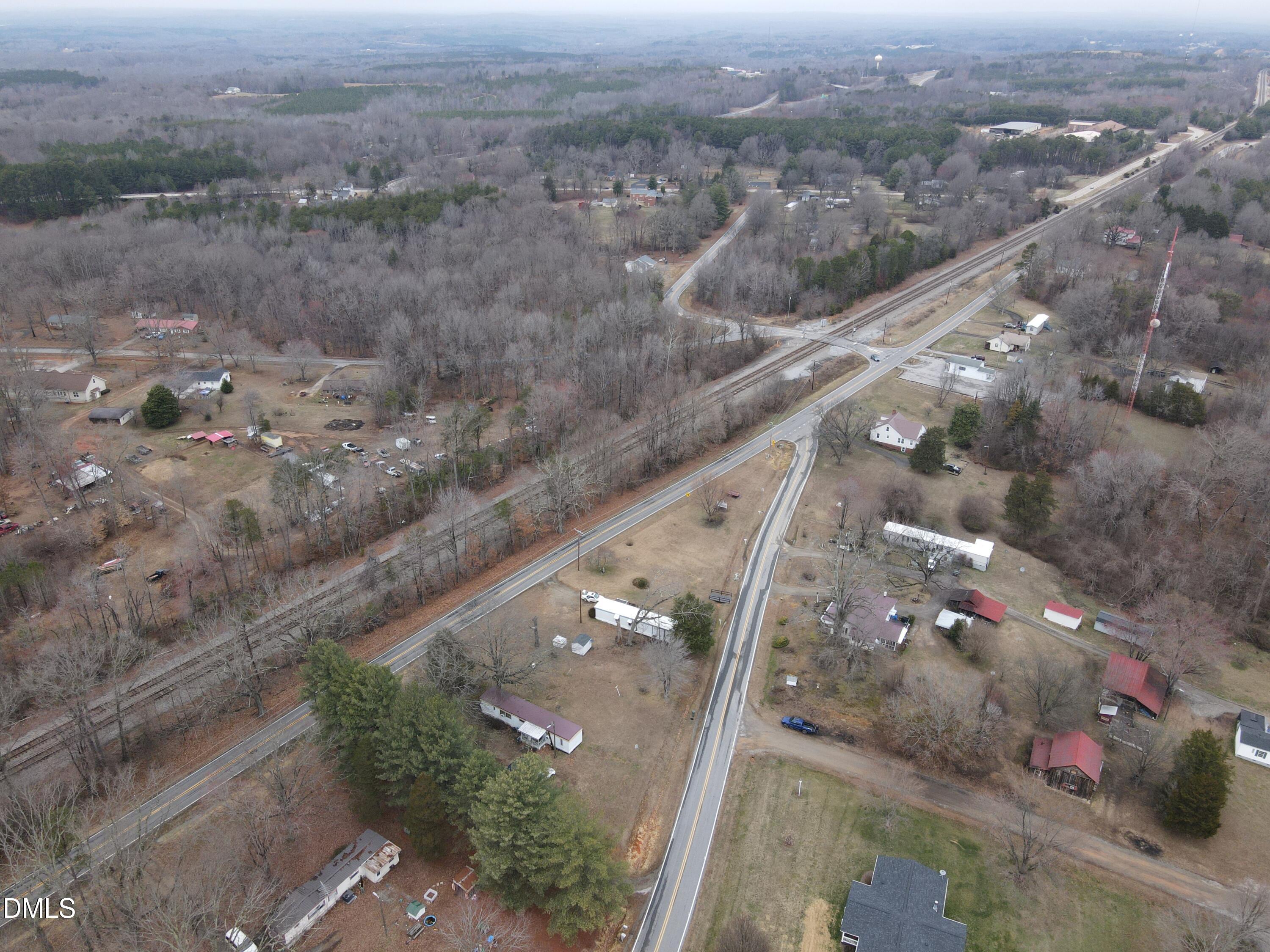 96 Pelham Loop Rd Property Photo 10
