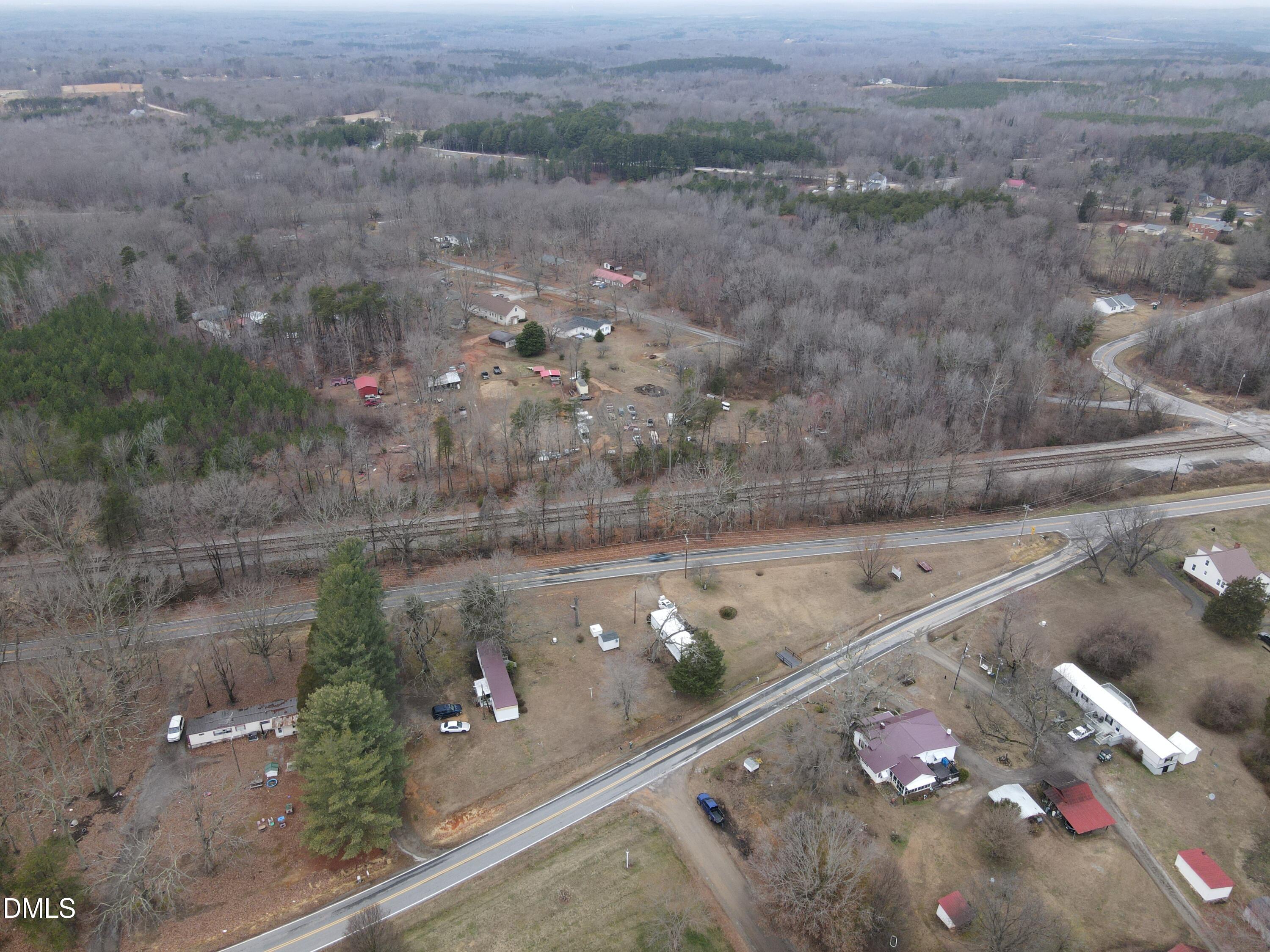96 Pelham Loop Rd Property Photo 11