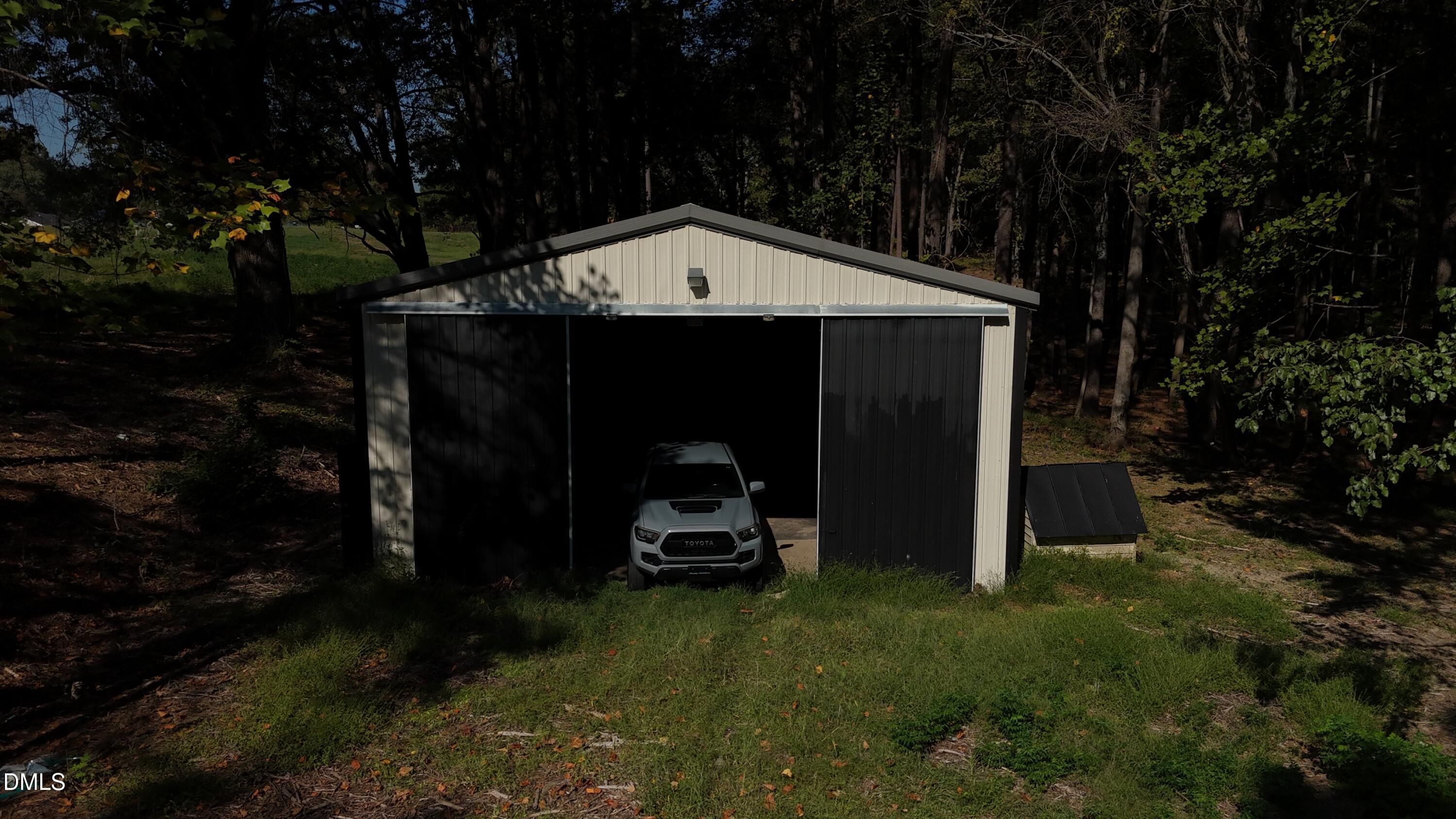 6517 Ten Ten Road Property Photo 1