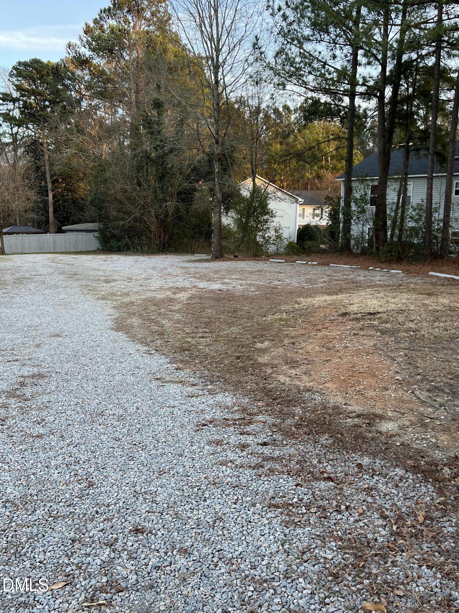 613 Bellhaven Street Property Photo 6
