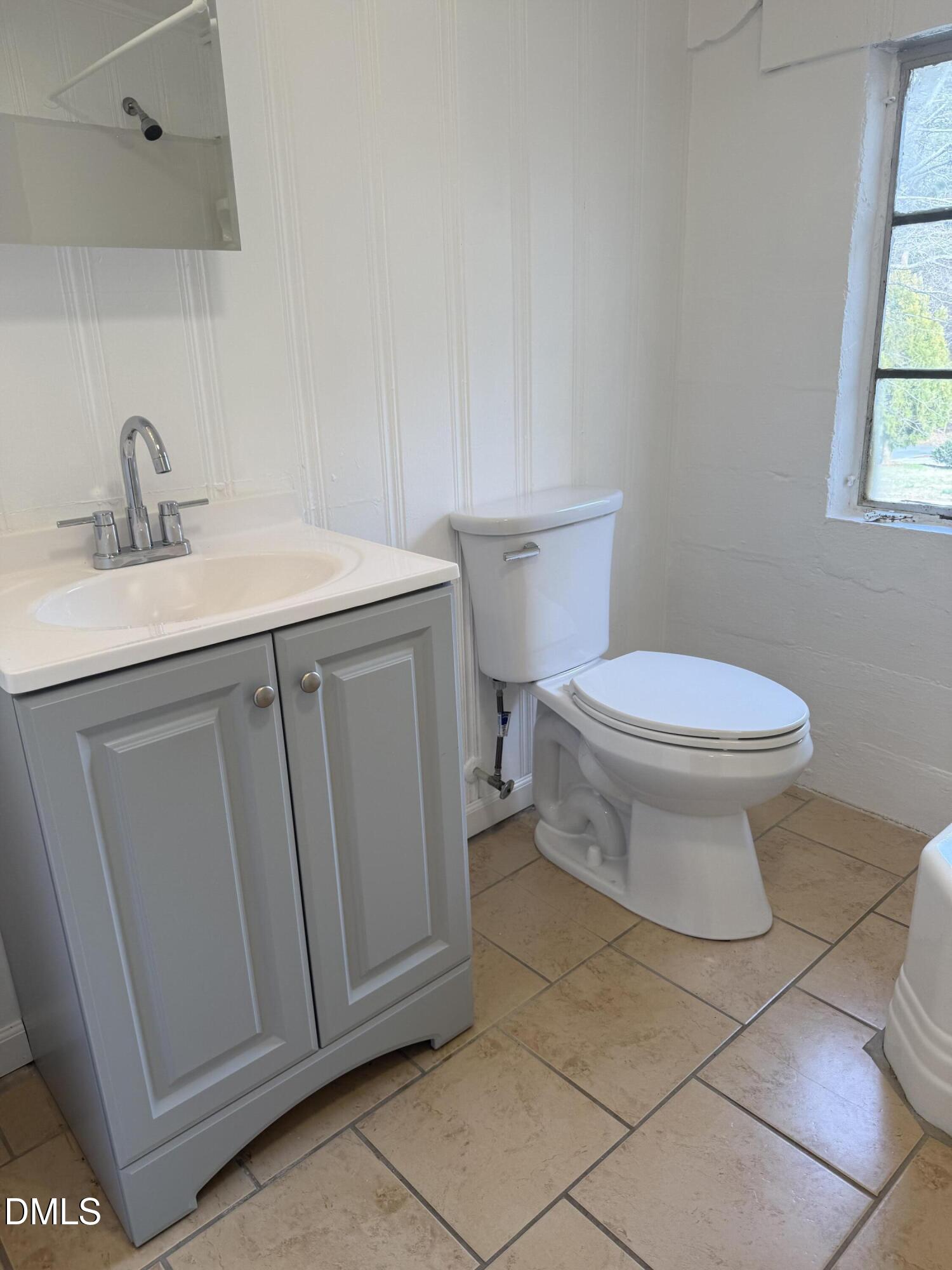 613 Bellhaven Street Property Photo 17