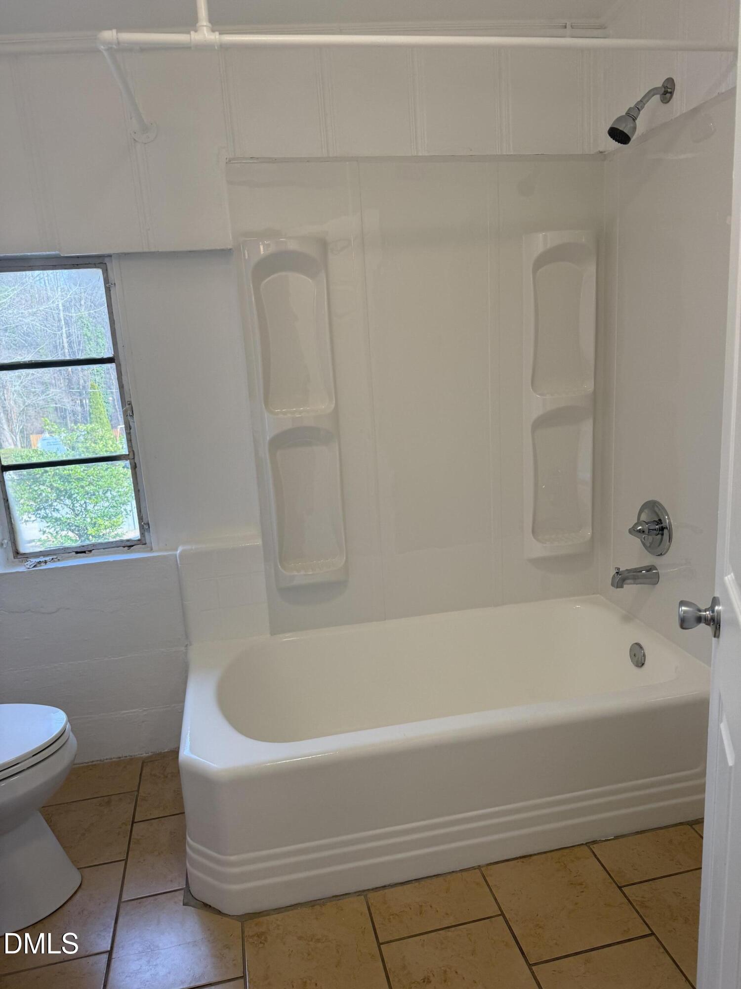 613 Bellhaven Street Property Photo 18