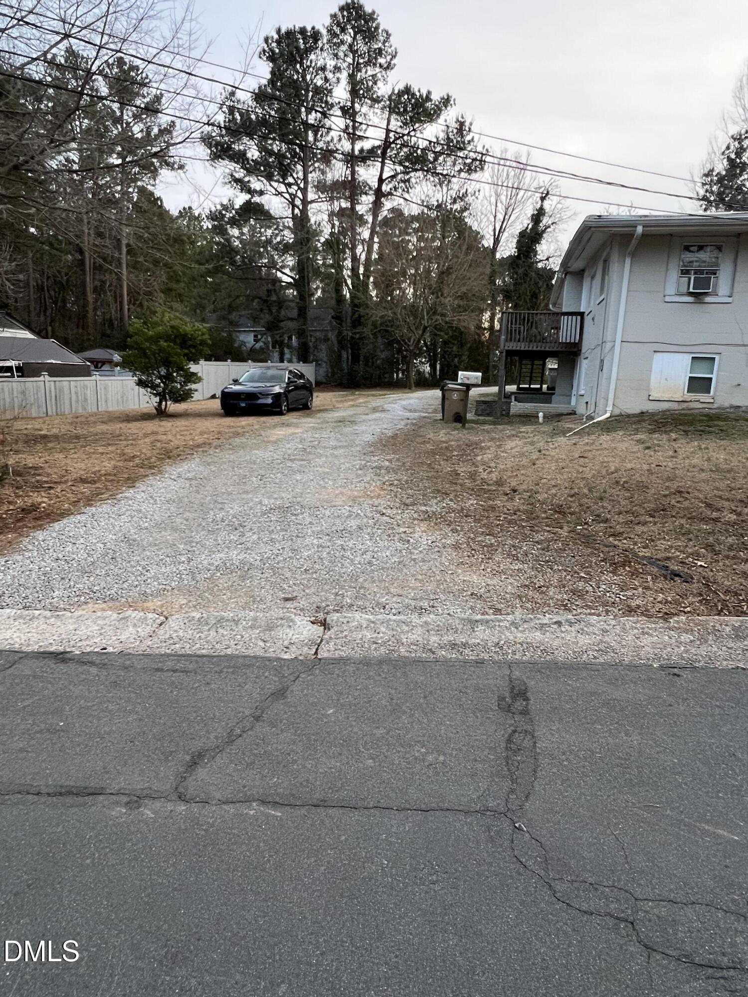 613 Bellhaven Street Property Photo 25