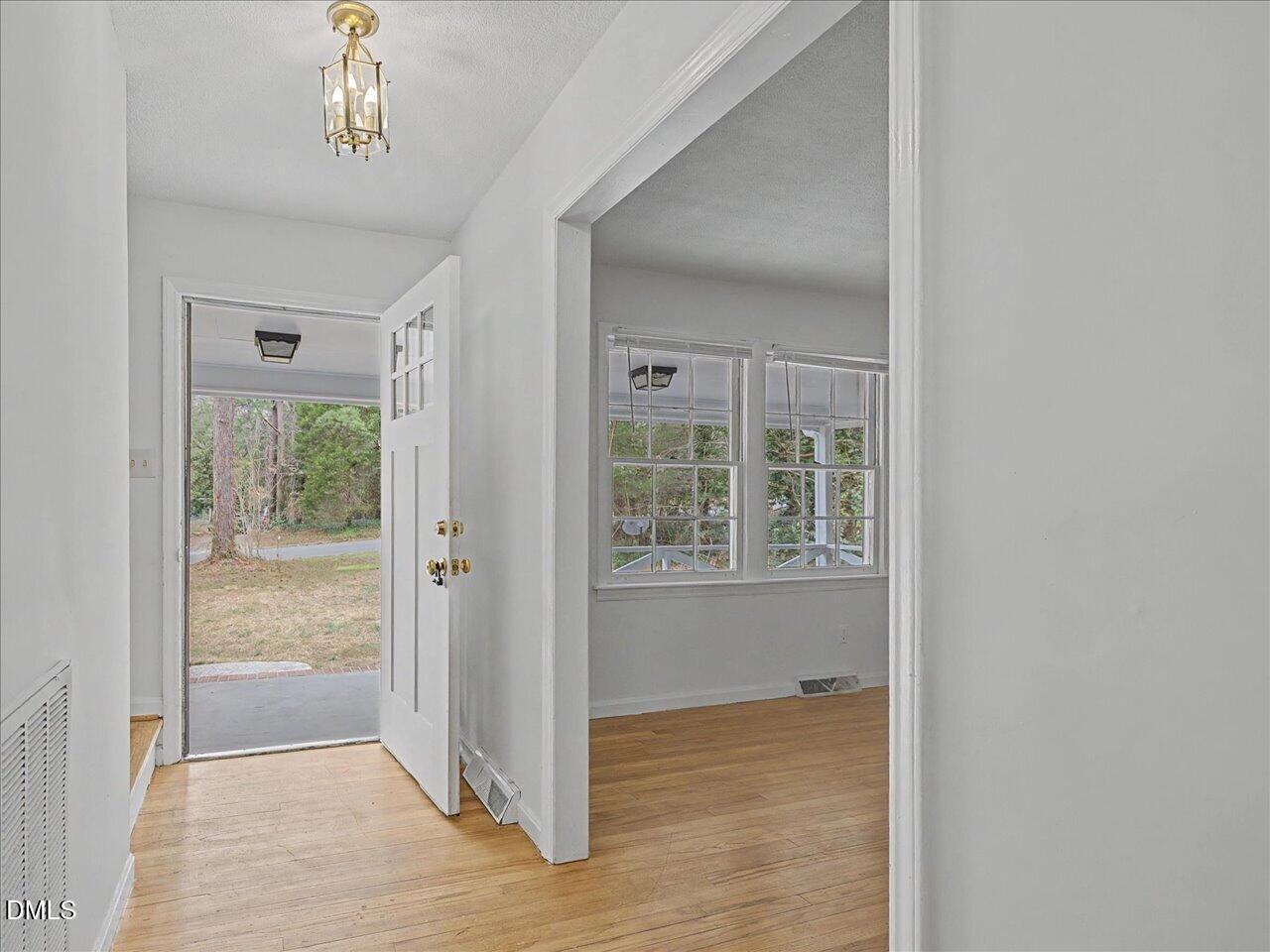 103 Yorktown Drive Property Photo 7